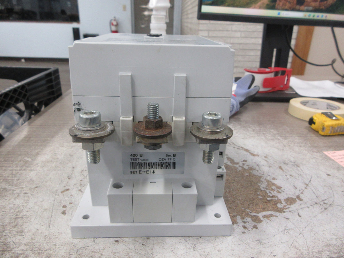 Allen-Bradley Contactor 100-D420 380-500V Coil 420A 600V 3Ph Used