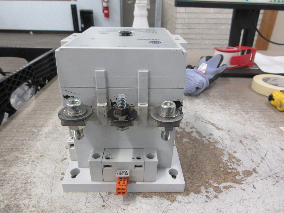 Allen-Bradley Contactor 100-D420 380-500V Coil 420A 600V 3Ph Used