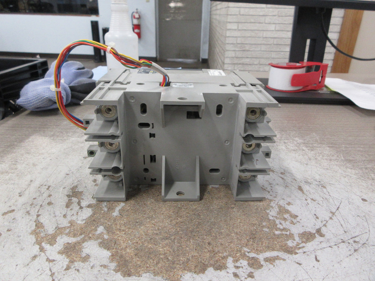 Merlin Gerin Circuit Breaker NSF150A 600V 150A 3P W/Mounting Base Used