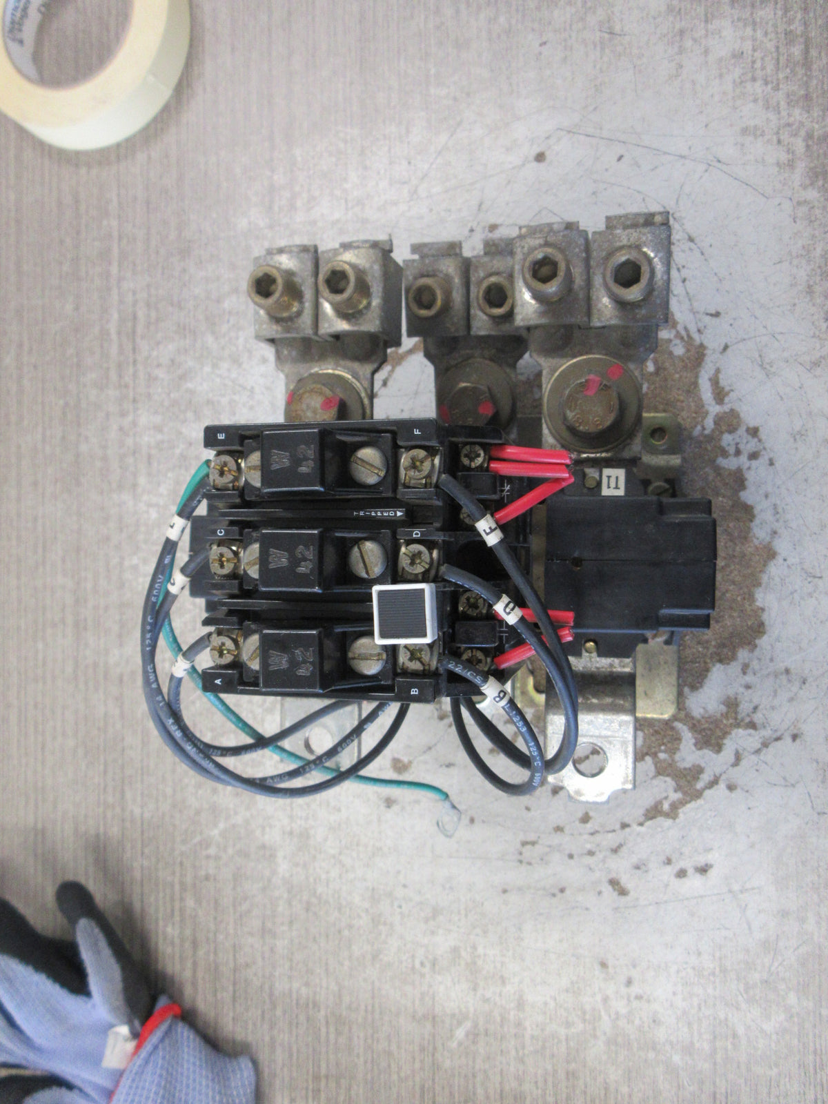 Allen-Bradley Current-Transformer w/Overload 592-TPD400 496A Ratio 400/5 Used