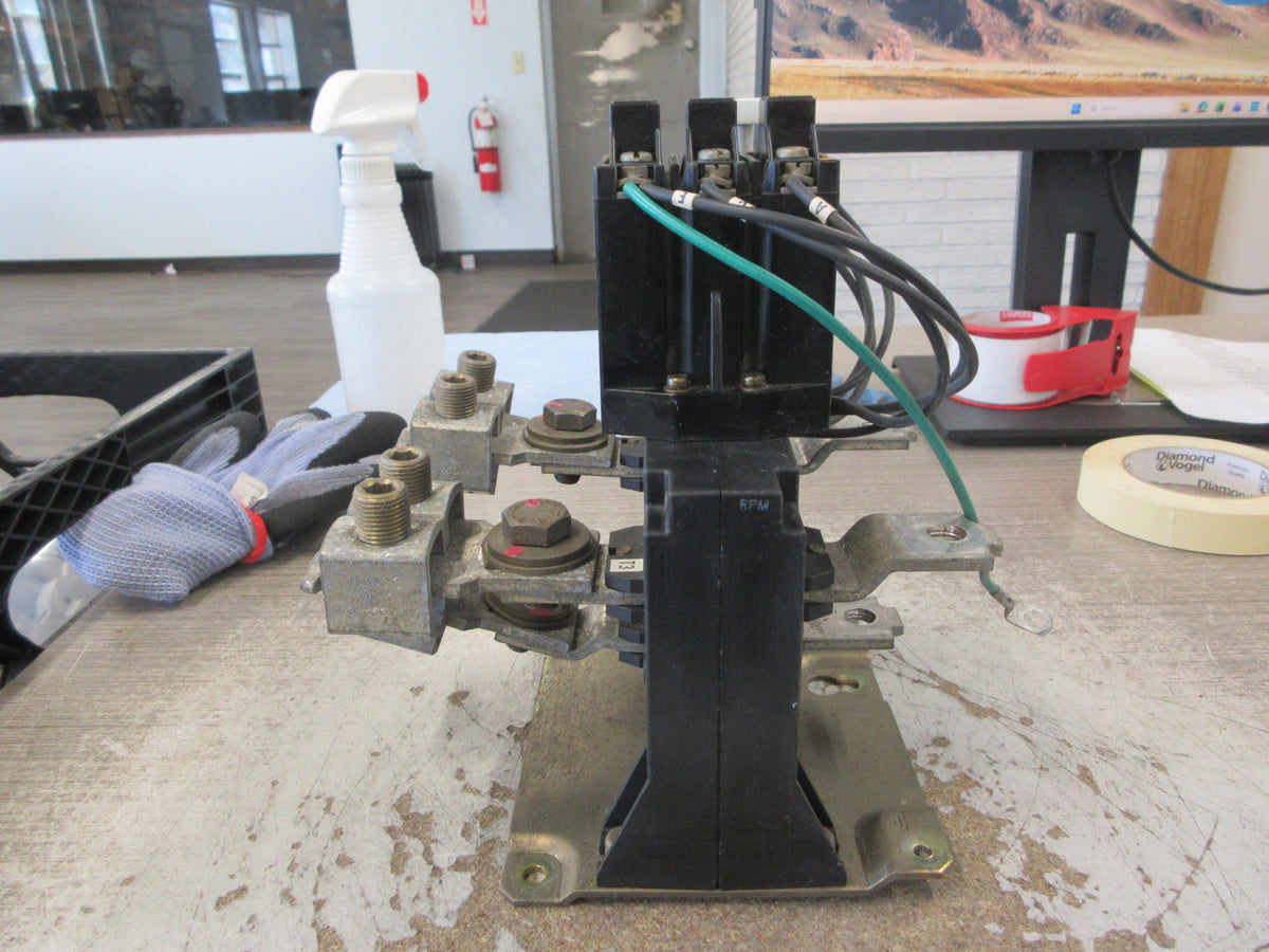Allen-Bradley Current-Transformer w/Overload 592-TPD400 496A Ratio 400/5 Used