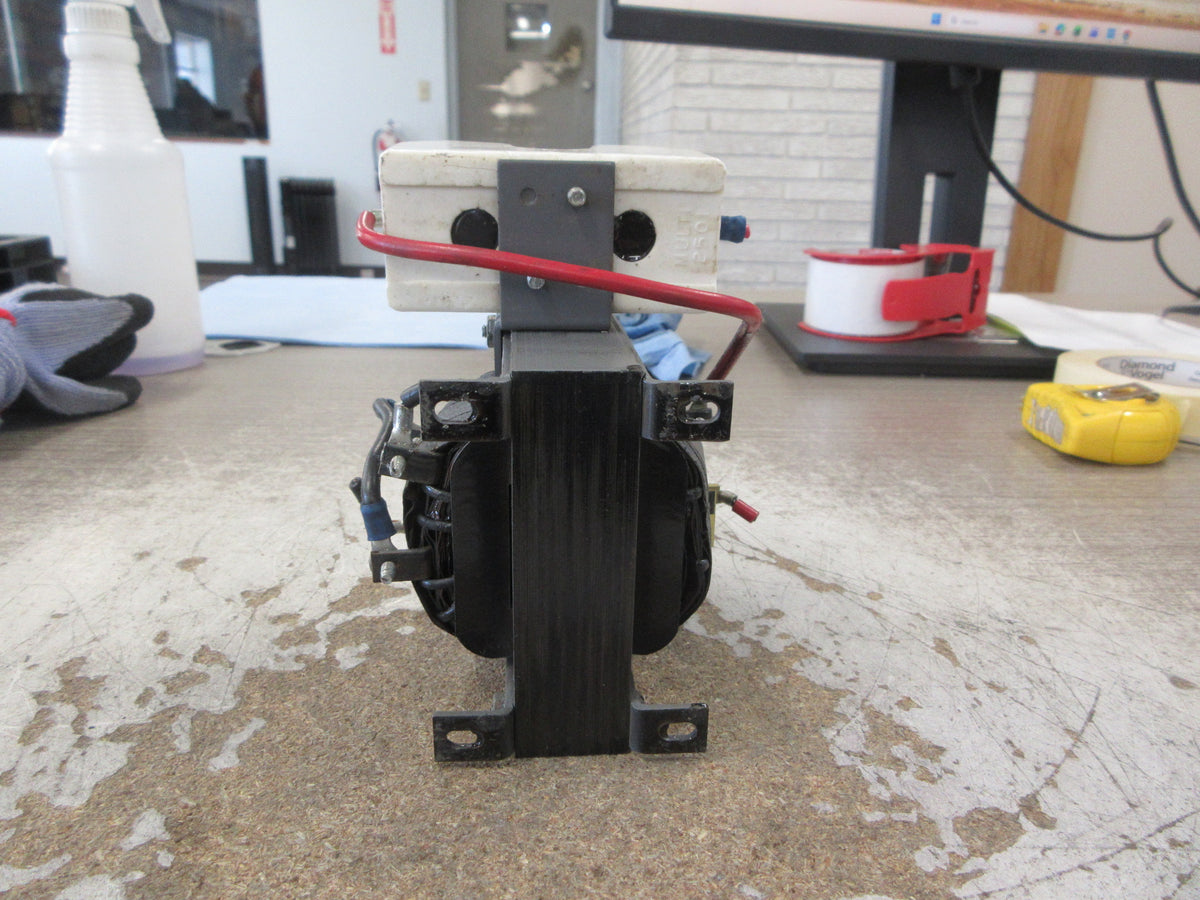 Square D Transformer 9070 AA0-50 50VA Pri: 220/440V Sec: 110V 50-60Hz Used