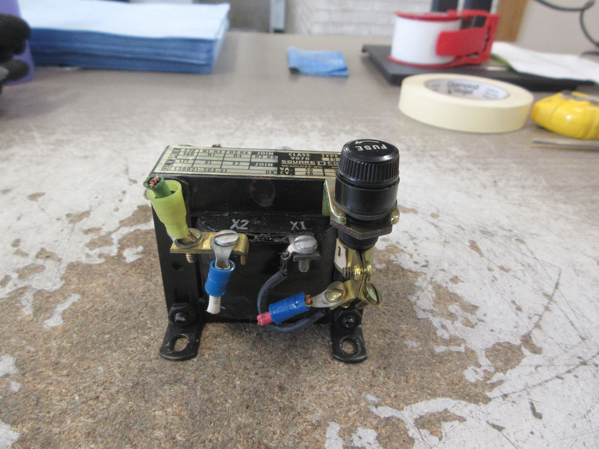 Square D Transformer 9070 E0-1 Ser. A 50VA Pri: 240/480V Sec: 120V W/Fuse Used