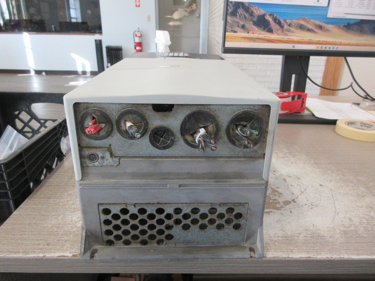 Allen-Bradley PowerFlex 700 AC Drive 20BD040A0AYNAND0 Ser. B 30HP 3Ph Used