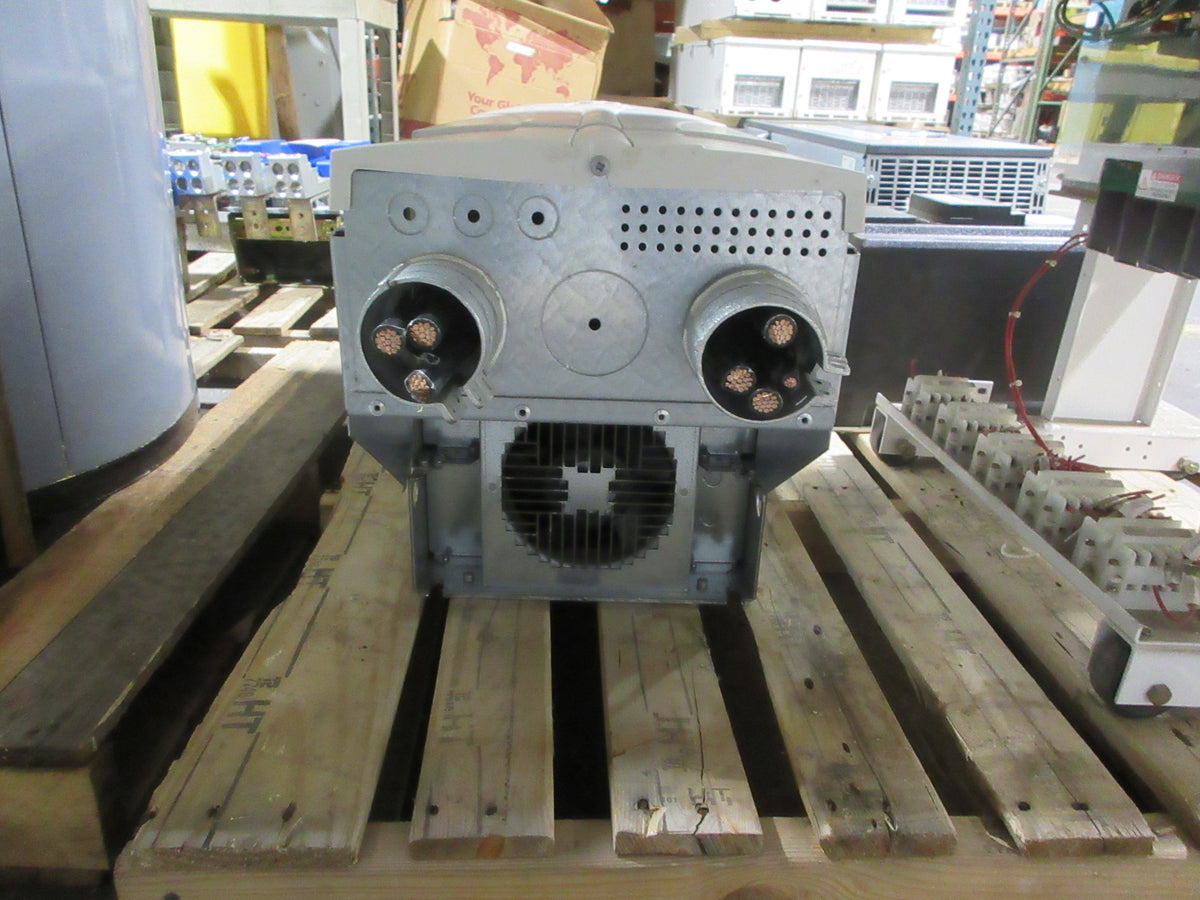 ABB ACH550 AC Drive ACH550-UH-178A-2 60HP Input: 3PH , 208-240VAC , 178A Used