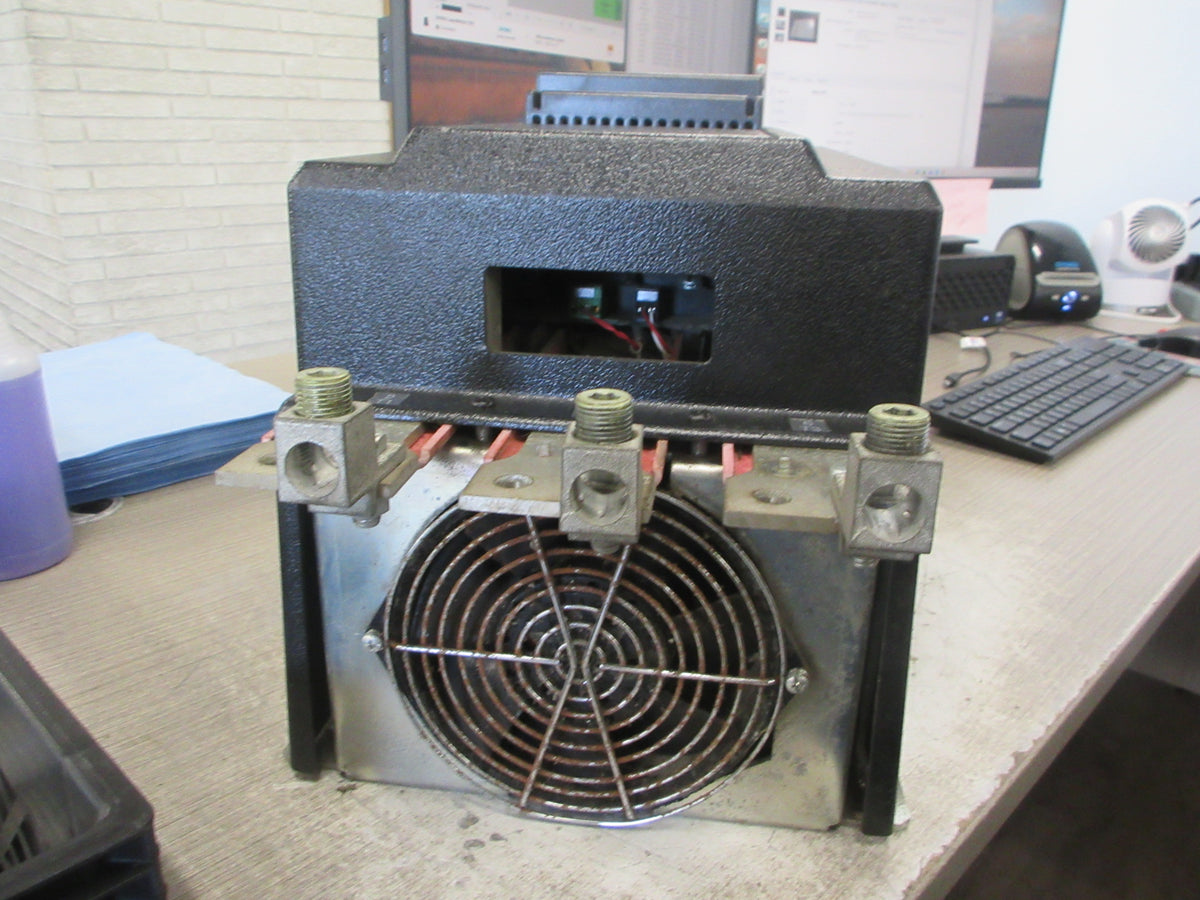 Allen-Bradley SMC Dialog Plus Soft Start 150-B180NBD Ser. A 150HP 208-480V Used