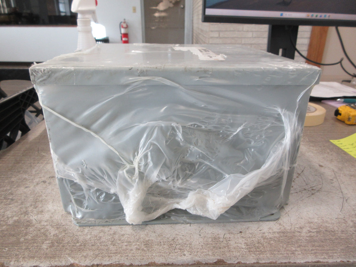 Cooper B-Line Type 12/13 Enclosure 10106-12CHC Size: 10"x10"x6 New Surplus