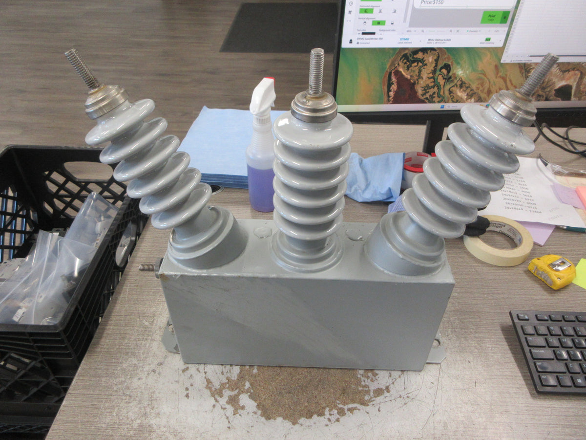 GE Capacitor 18L15RH2 Model: 9L18FCG301 4160VAC 1.5uF 3P 60Hz Used