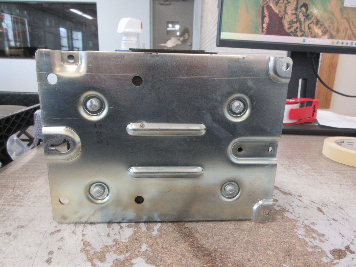 Cutler-Hammer Size 4 Contactor C10FN3 Ser. B1 120V Coil 135A 600V 3Ph Used