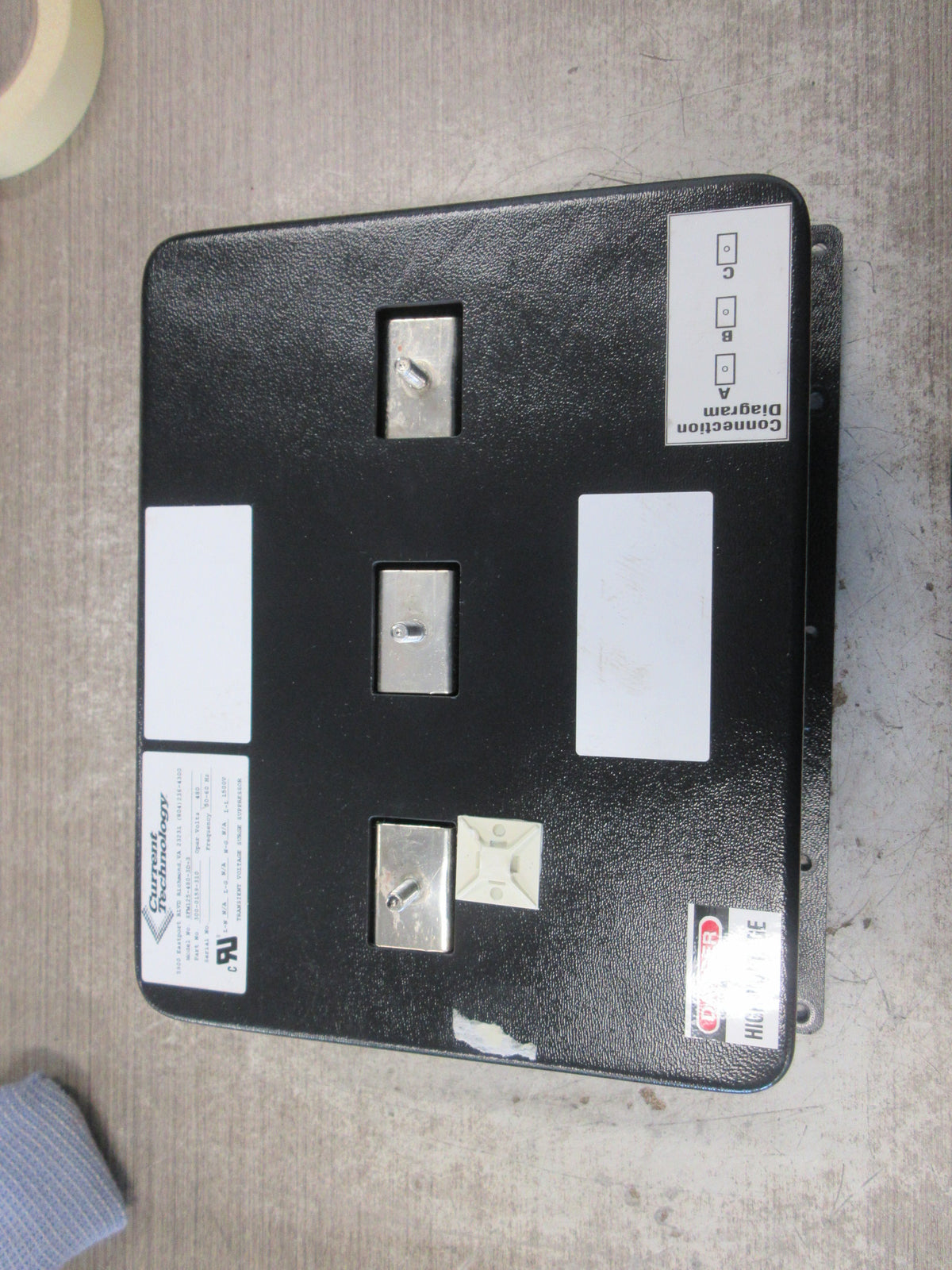 Current Technology SFM125-480-3D-3 Surge Suppressor 300-0159-310 480V Used