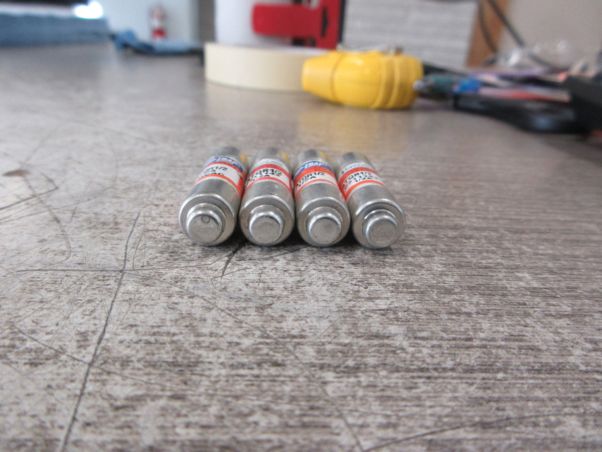 Ferraz Shawmut Amp-Trap 2000 Fuse ATQR1/2 600V 1/2A *Lot of 4* Used*