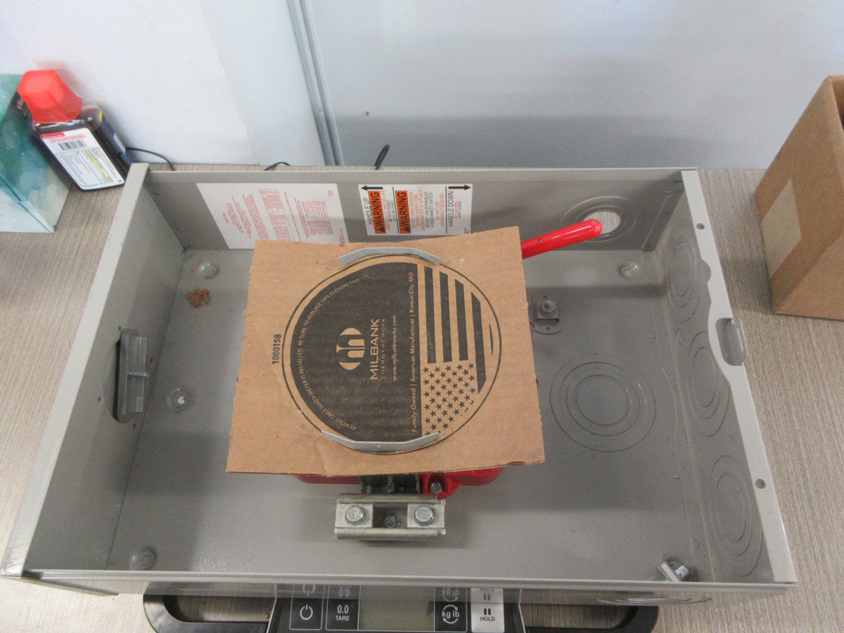 Milbank 3R Meter Socket 9800L 200A 600V Used