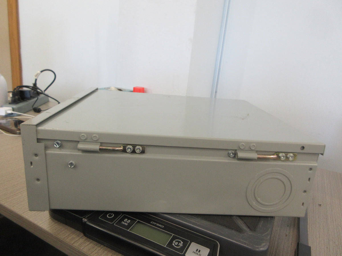 Eaton 3R Load Center CH 125A 120/240V 1P 16-Slot Used