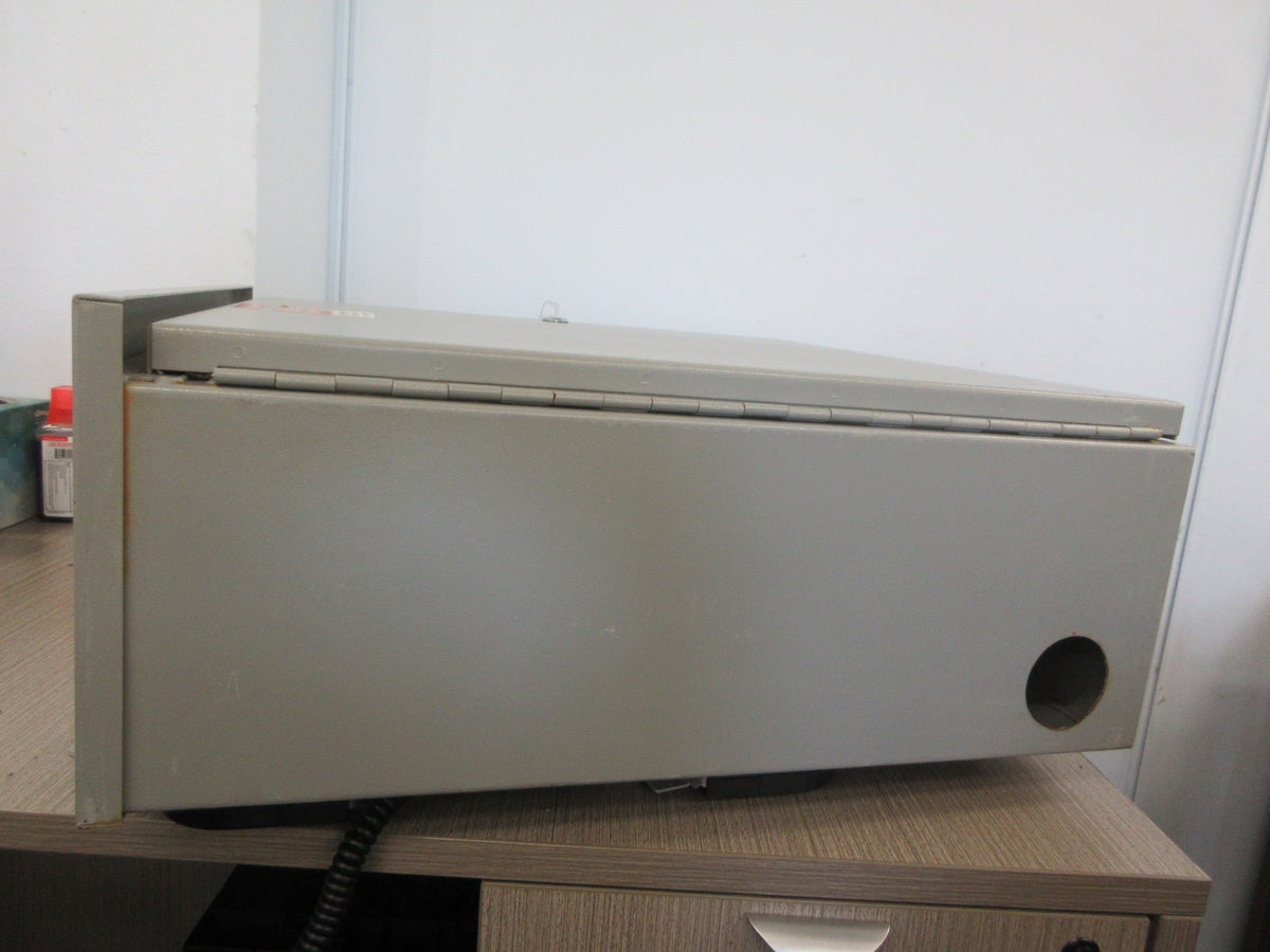 Hubbell Wiegmann 3R Enclosure RHC242408 Size: 24"x24"x8" Used