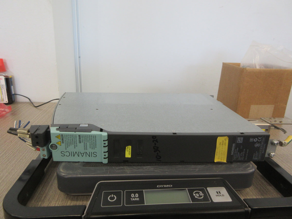 Siemens Single Motor Module 6SL3120-1TE21-8AA4 FS: B Input: 600VDC Used