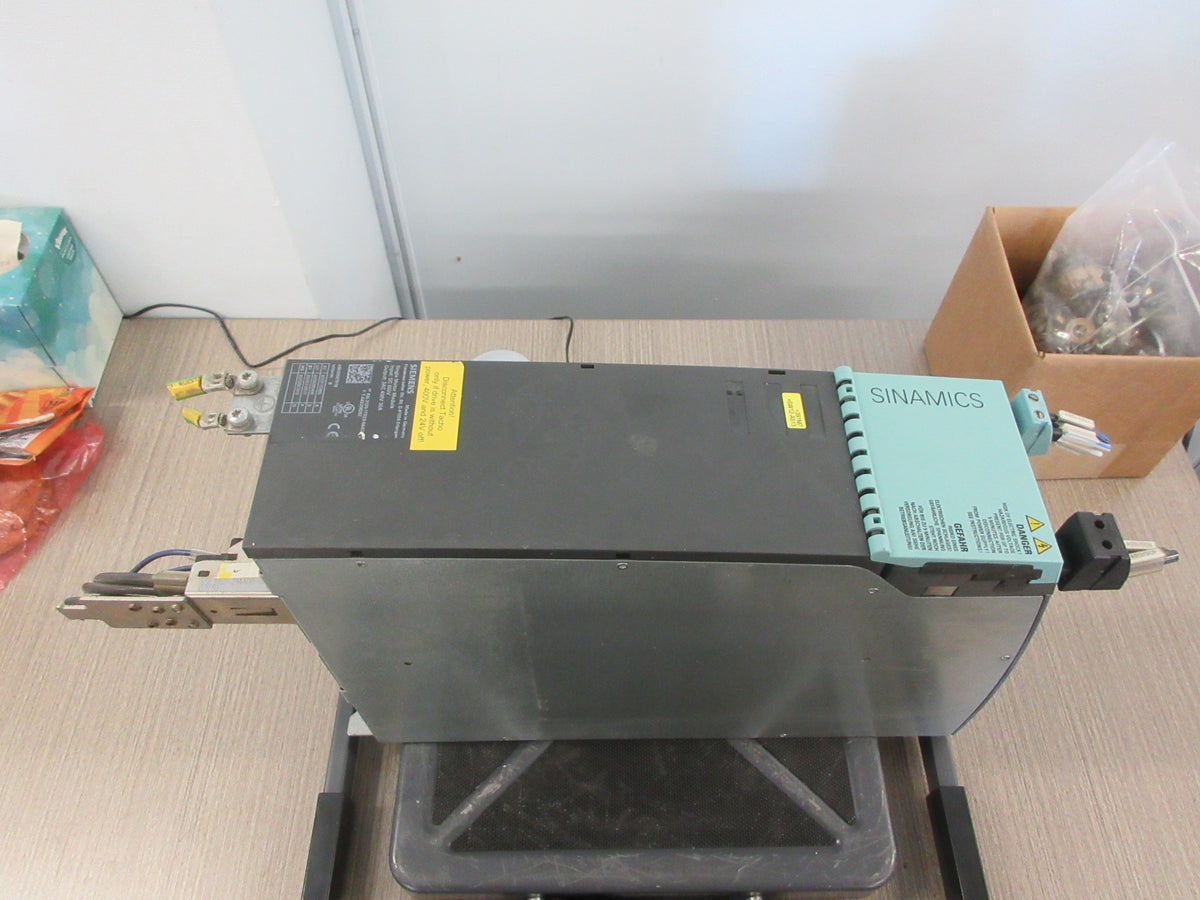 Siemens Single Motor Module 6SL3120-1TE23-0AA3 Ver. B Input: 600VDC Used
