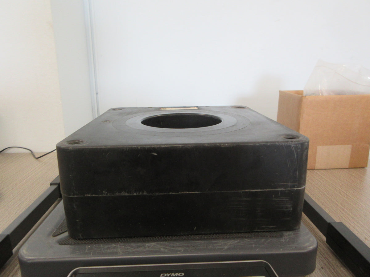 Square D Current Transformer 311-122-001 Ratio 1200:5A 600V 60Hz 10KV BIL Used