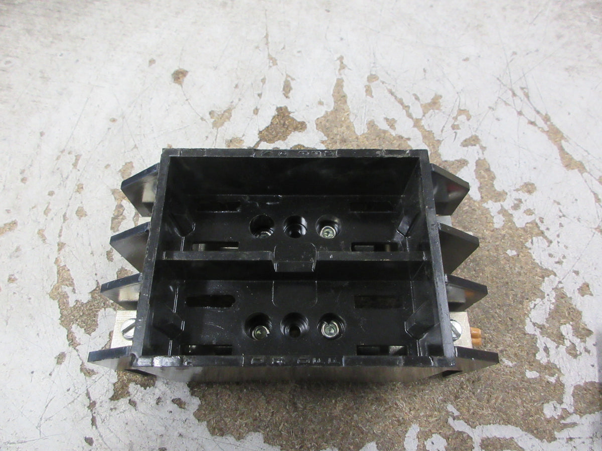 General Switch Co. Fuse Pullout Switch APO-60 60A 2P (2) 6A Fuses Used