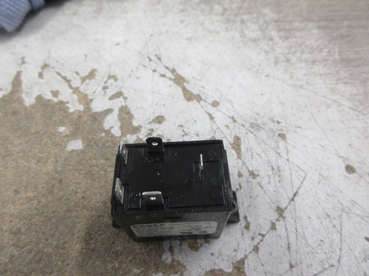 ESSEX Relay 134-20103-301U 24V Coil 18A 277V Used