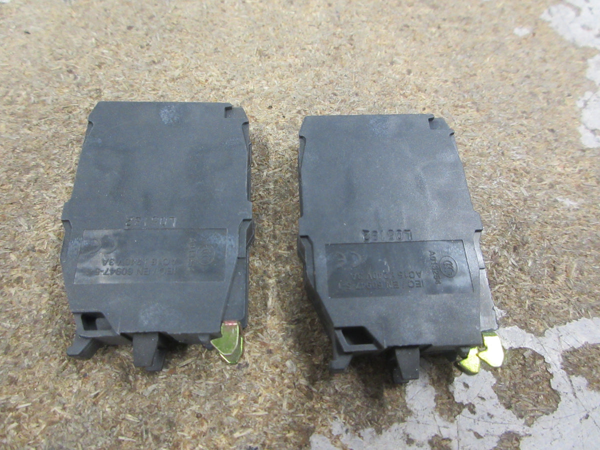 Telemecanique Aux Contact ZBE-205 *Lot of 2* *No Box* New Surplus