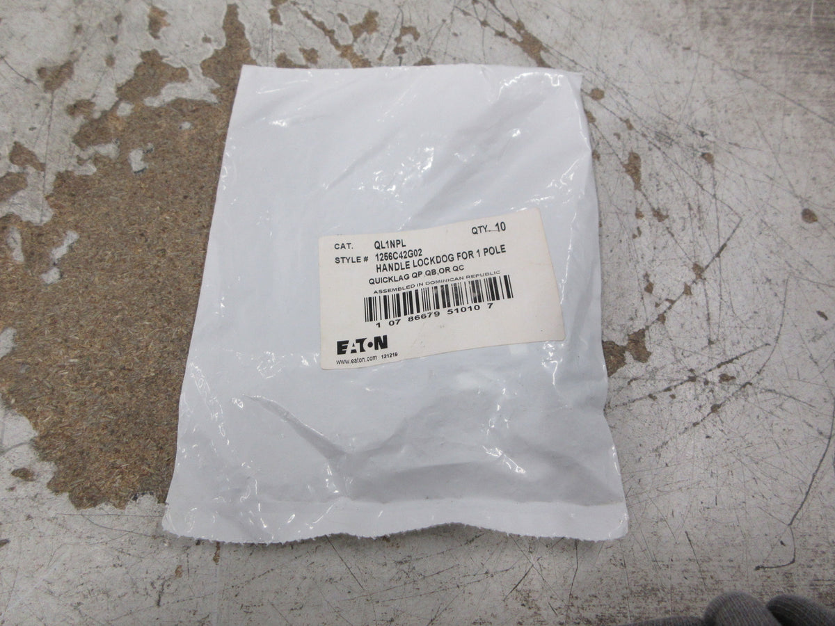 Eaton Quicklag Handle Lockdog QL1NPL Style #: 1256C42G02 1P New Surplus
