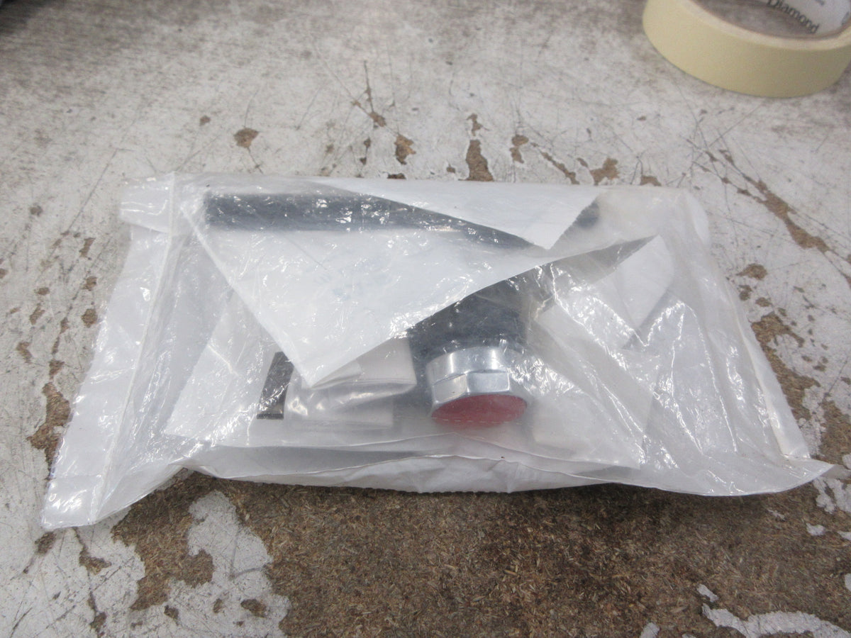 Eaton Flush Pushbutton E22P2L Red *No Box* New Surplus