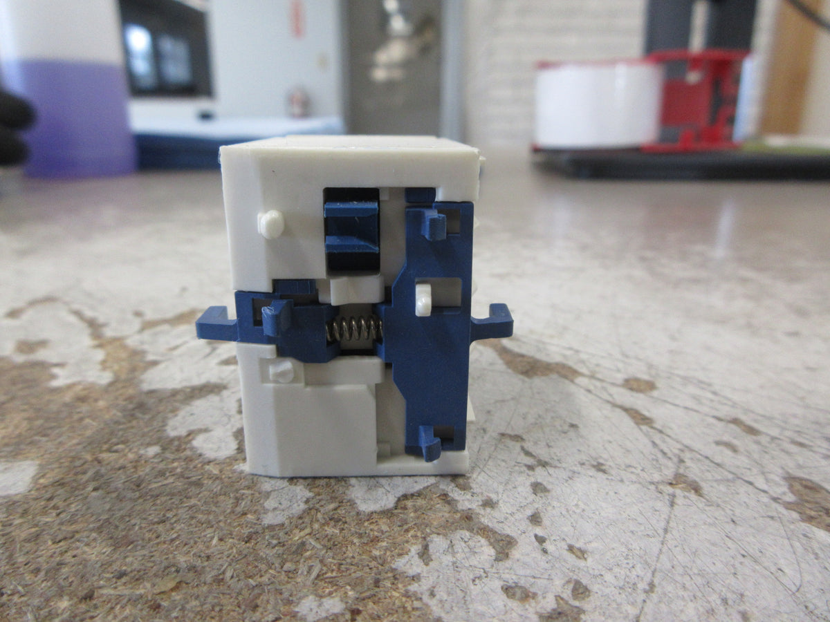 Telemecanique Aux Contact Block LA1KN11 Used