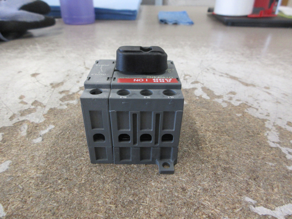 ABB Disconnect Switch OT40F4N2 40A 600V 3Ph *No Handle* Used