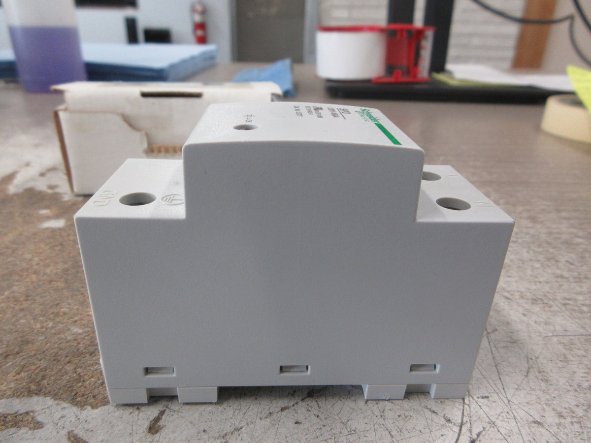 Schneider Electric Surge Protective Device 12727 120V 50/60Hz New Surplus