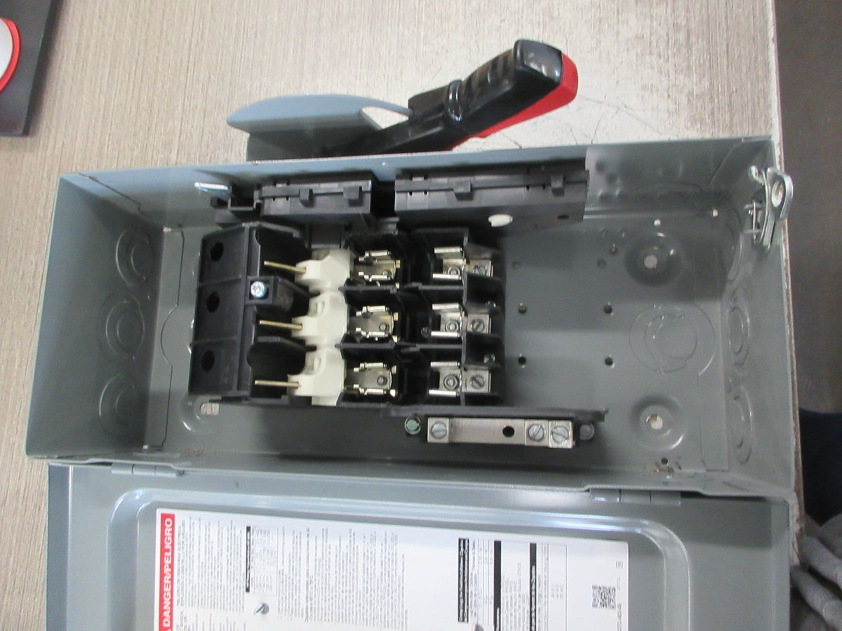 Square D Fusible Safety Switch/Disconnect H321N Ser. F05 30A 240V 3P Used