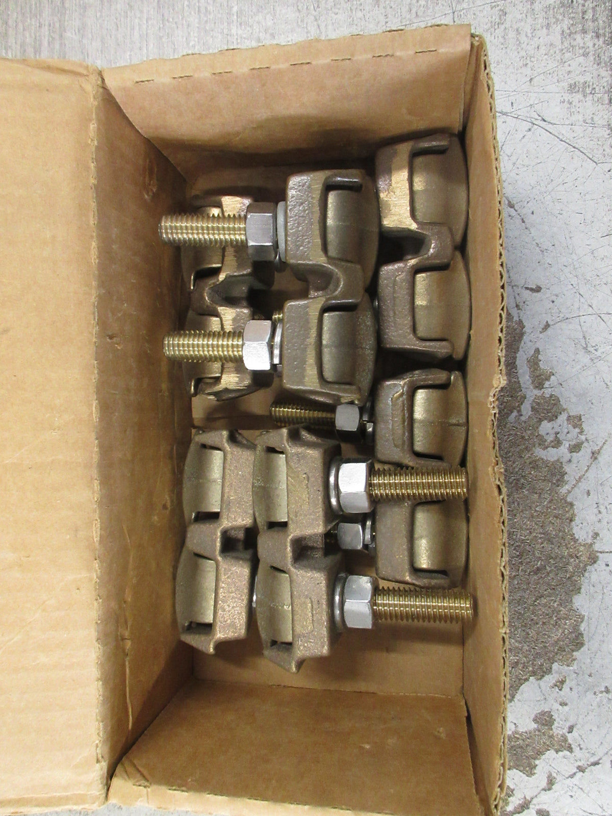 Hubbell Anderson Bronze Bolted Tap Lug Terminal TLD52L #2-350MCM New Surplus