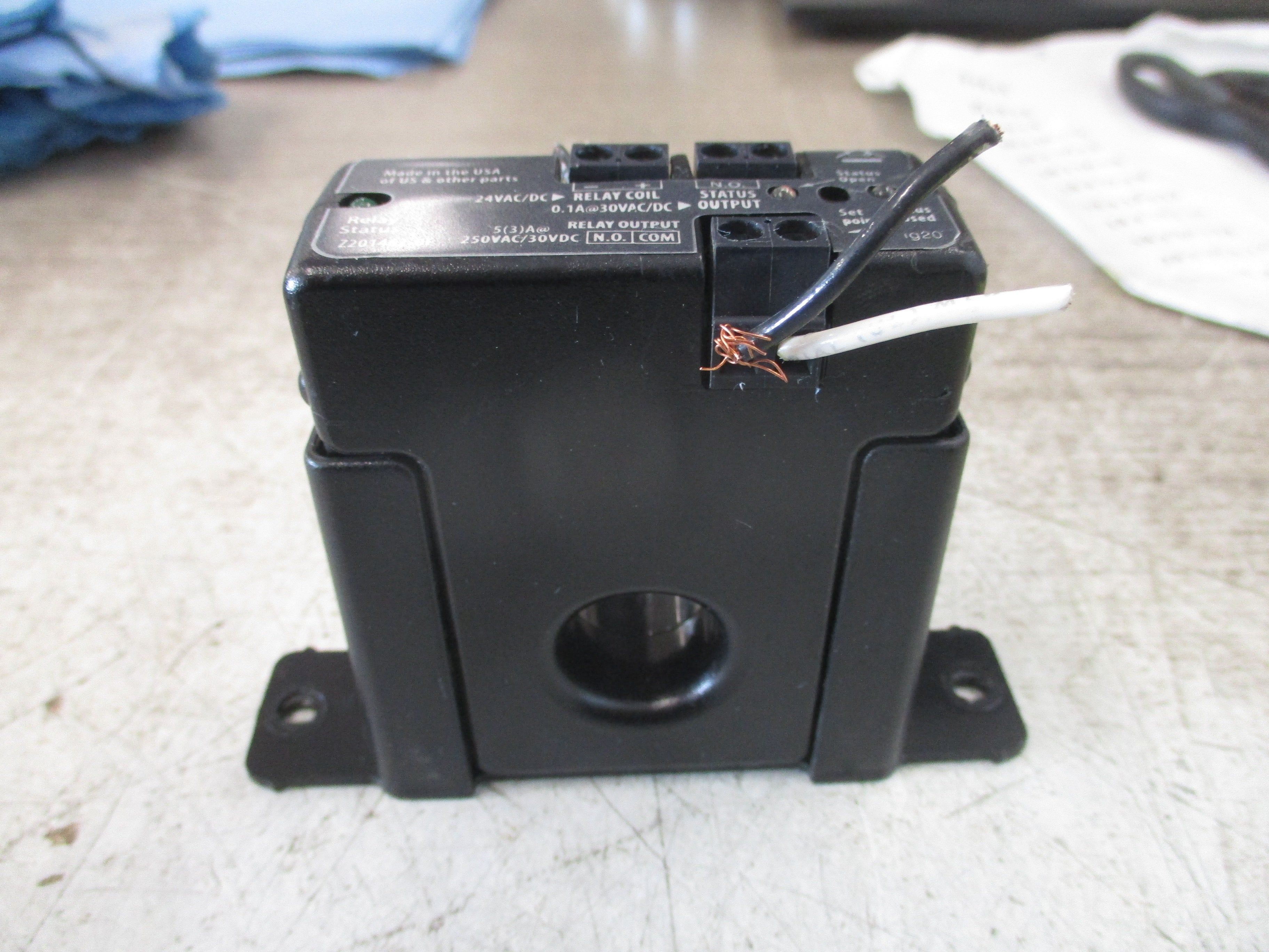 Veris Hawkeye 735 Current Switch H735 135A Sensed Used