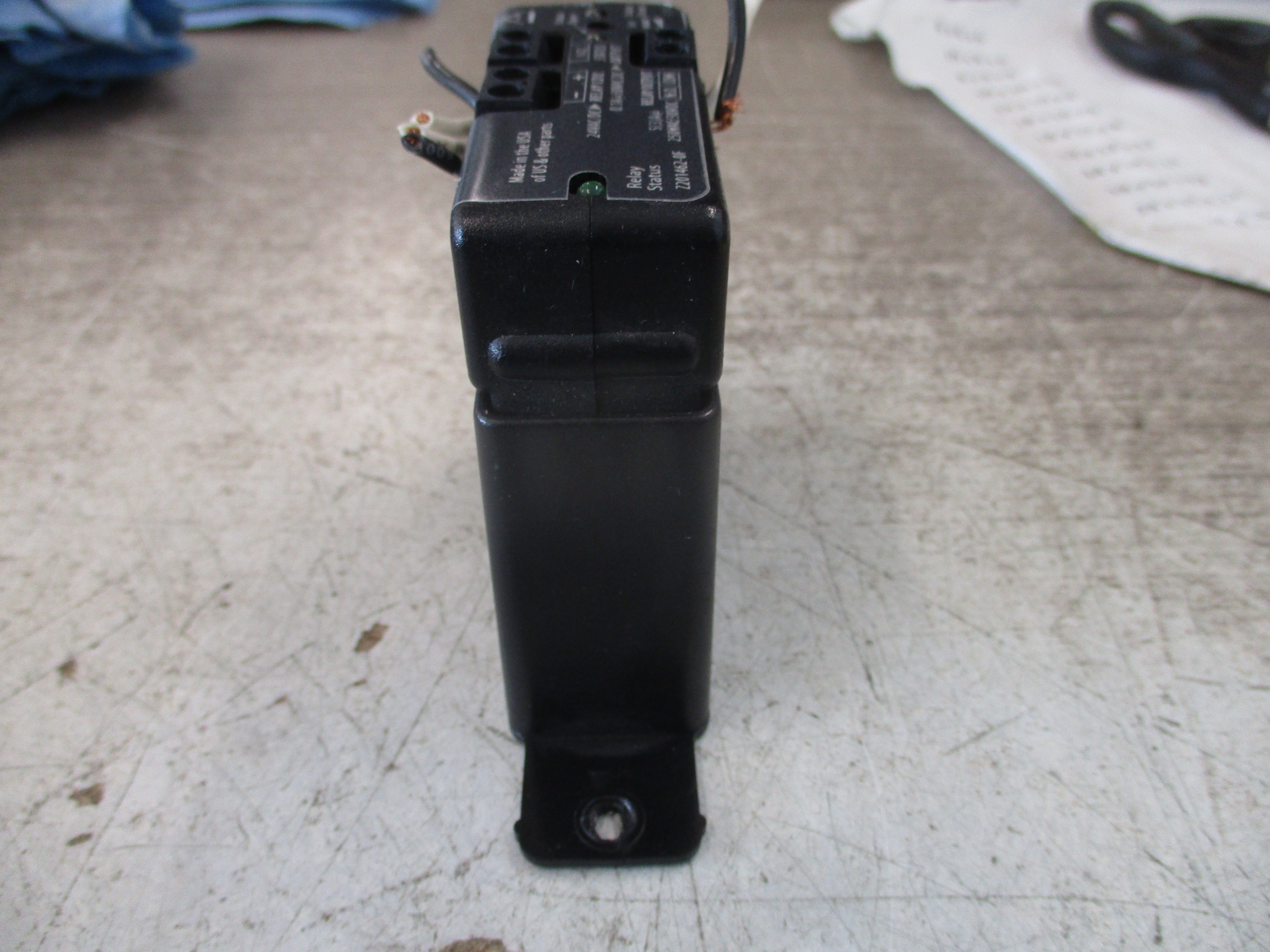Veris Hawkeye 735 Current Switch H735 135A Sensed Used