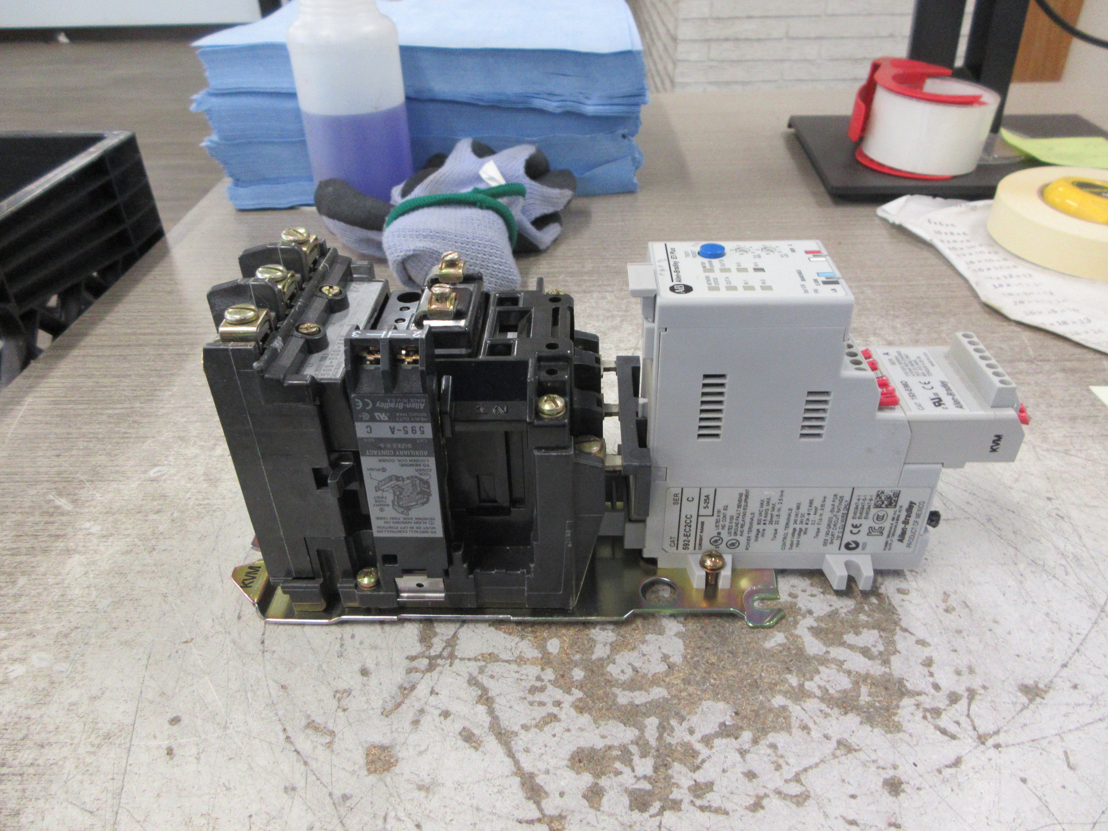 Allen-Bradley Size 1 Starter 509-BOD-XX/592-EC2CC 115-120V Coil Trip: 5-25A Used