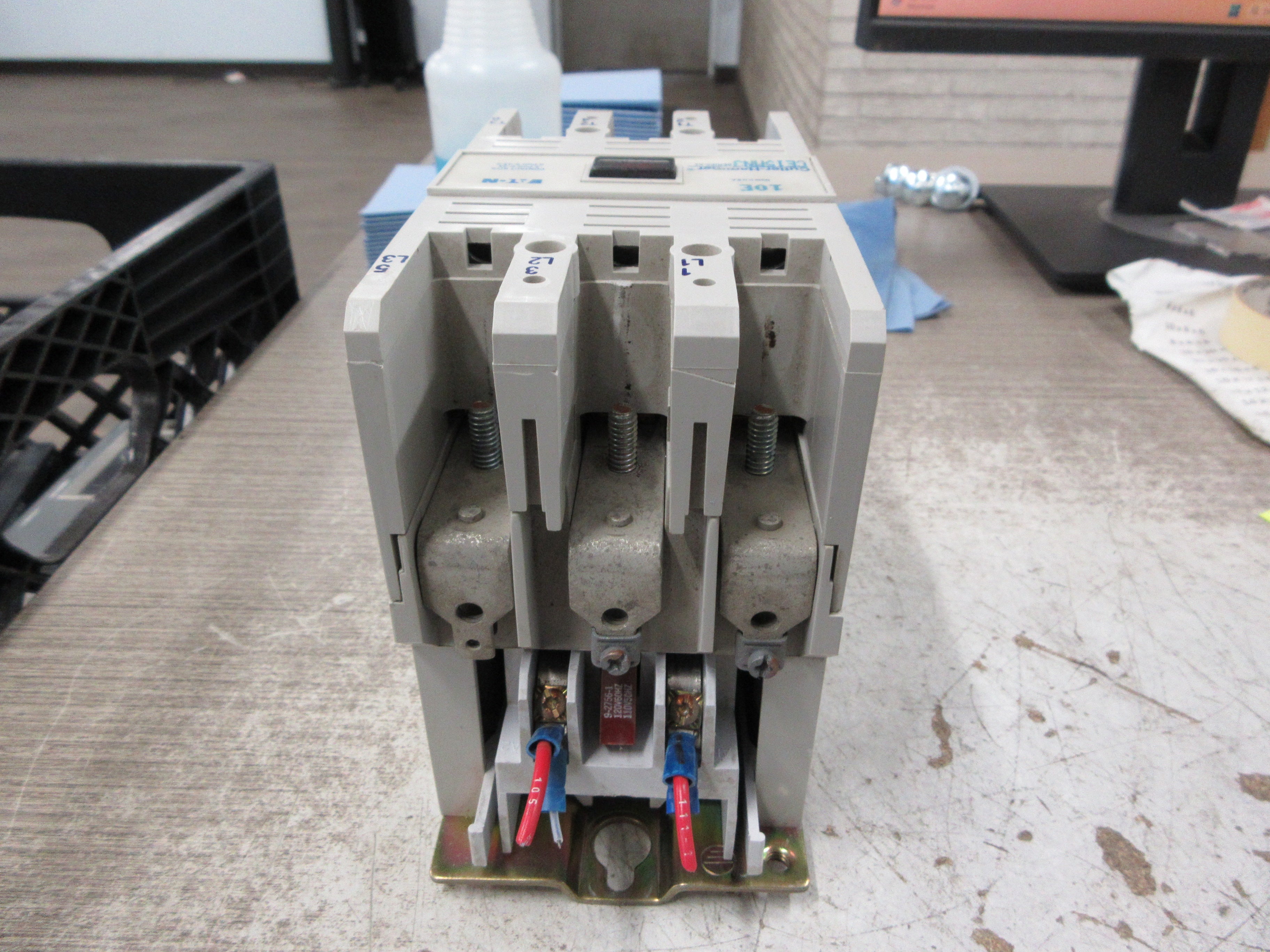 Cutler-Hammer Contactor CE15MN3 Ser. A1 120V Coil 105A 600V Used