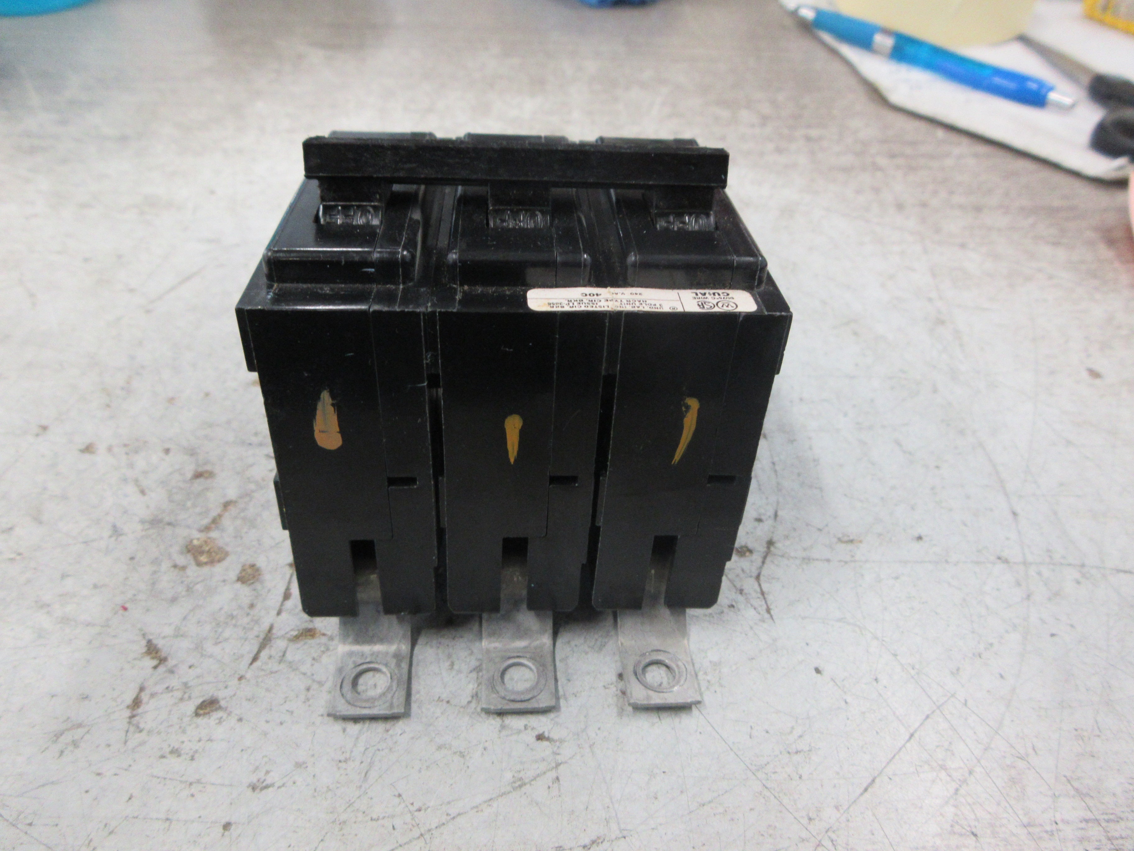 Westinghouse Type BA Bolt-On Circuit Breaker BAB3050H 50A 240V 3P Used