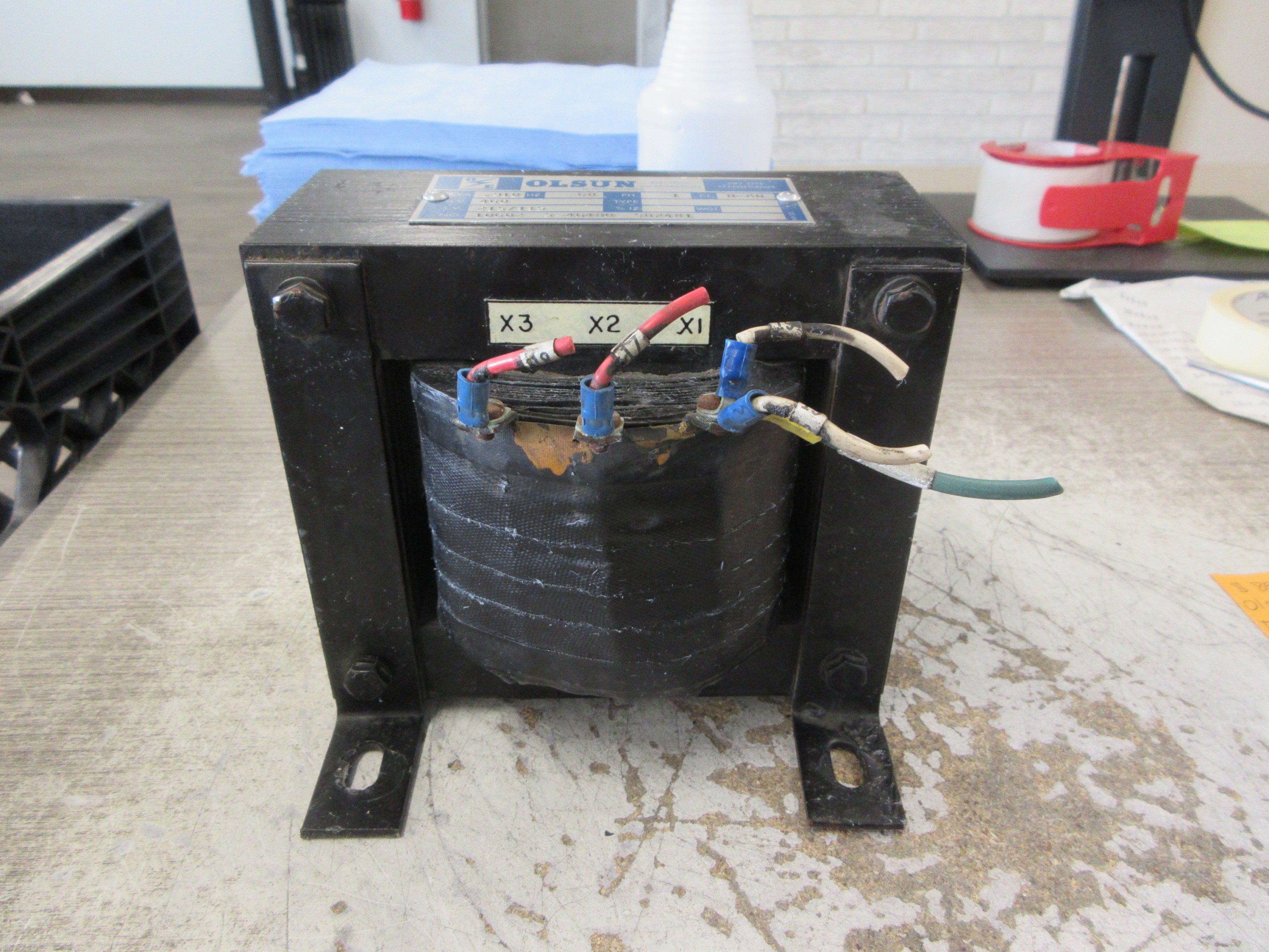 Olsun Transformer 10602 S-46480 502481 0.910KVA Pri; 460V Sec: 215/115V 1Ph Used
