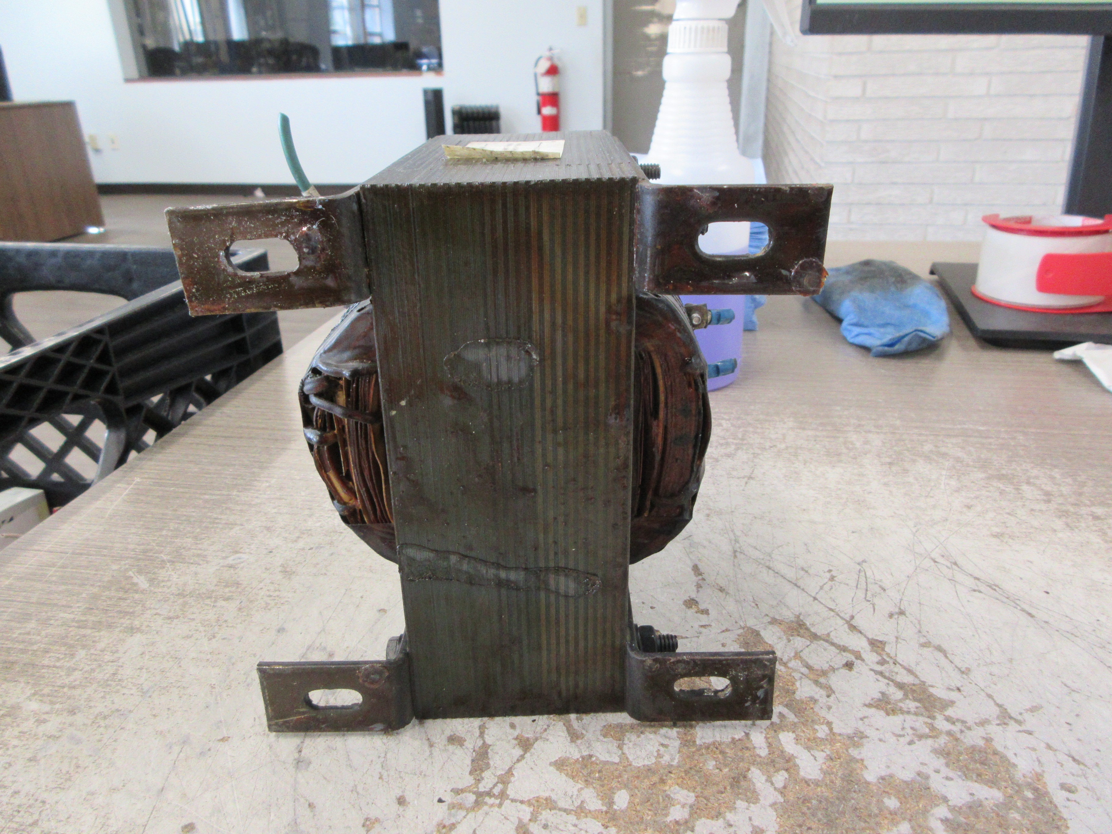 Olsun Transformer 10602 S-46480 502481 0.910KVA Pri; 460V Sec: 215/115V 1Ph Used