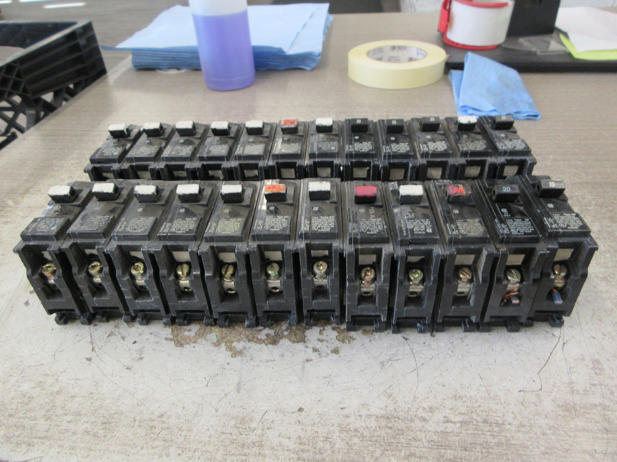 Siemens/ITE Circuit Breaker Q120 20A 120/240V 1P *Lot of 24* Clip On Used