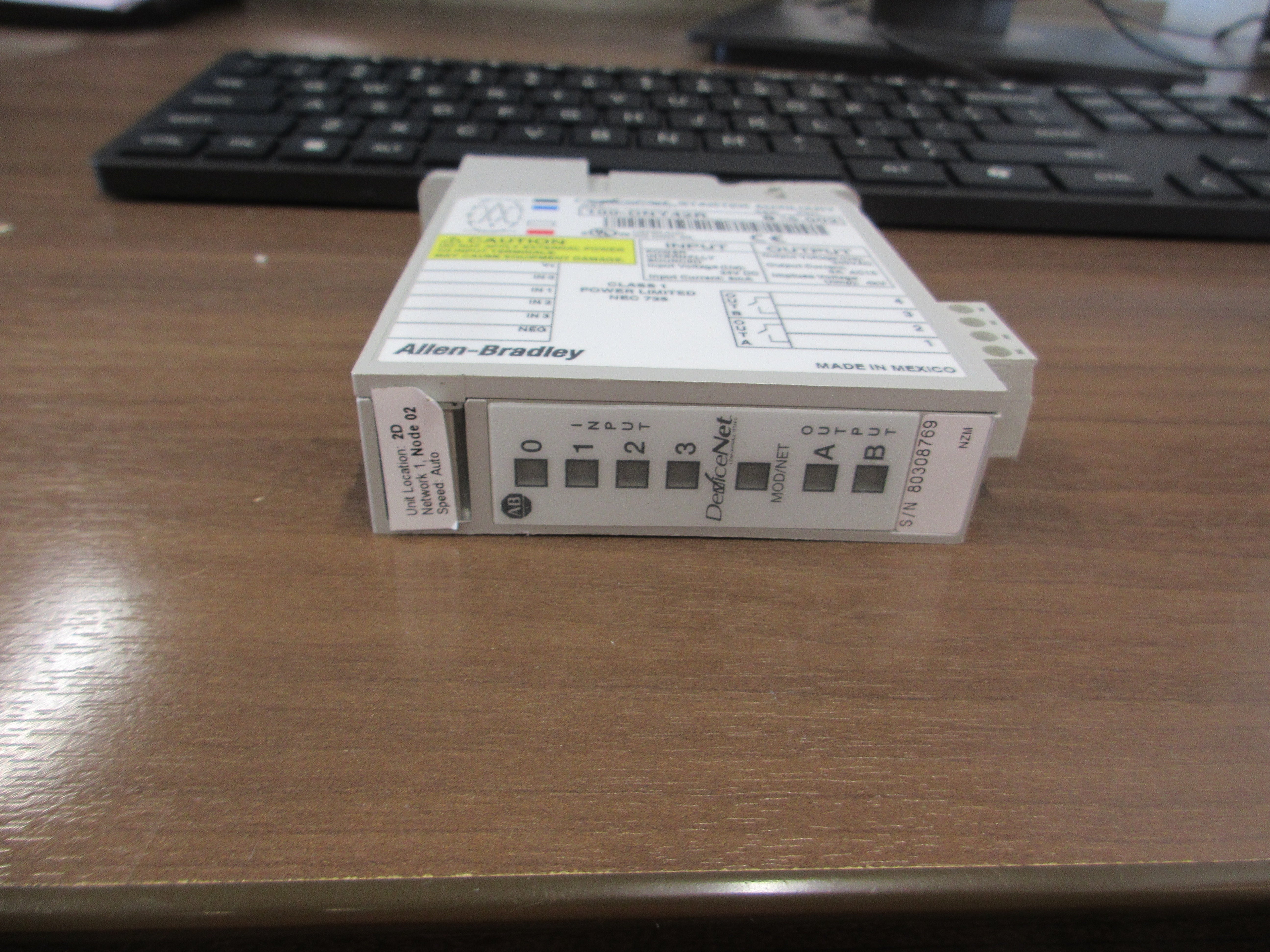 Allen-Bradley DerviceNet Starter Auxlliry 100-DNY42R Ser.B FRN: 5.002 Used