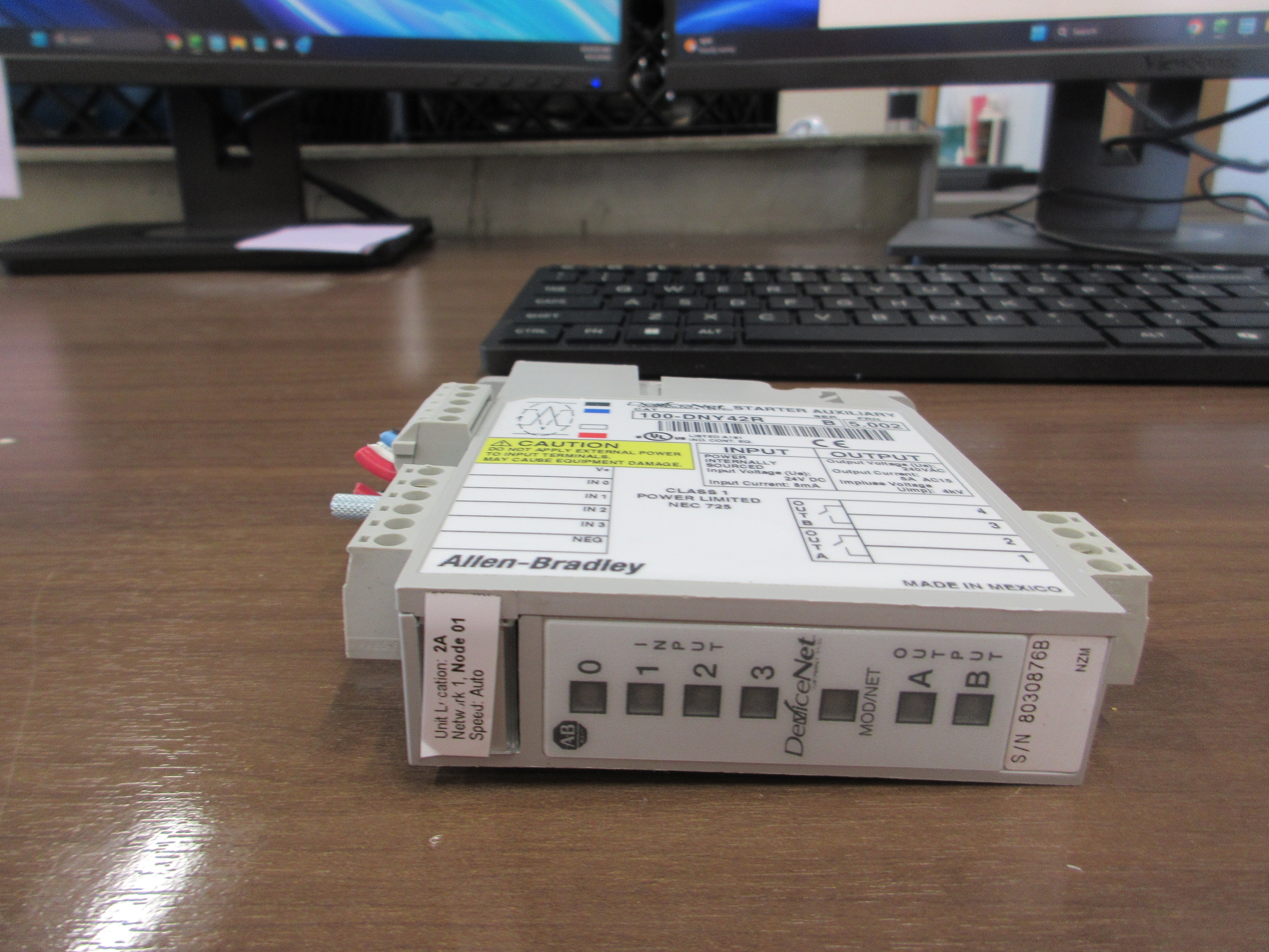 Allen-Bradley DeviceNet Starter Auxlliry 100-DNY42R Ser.B FRN: 5.002 Used