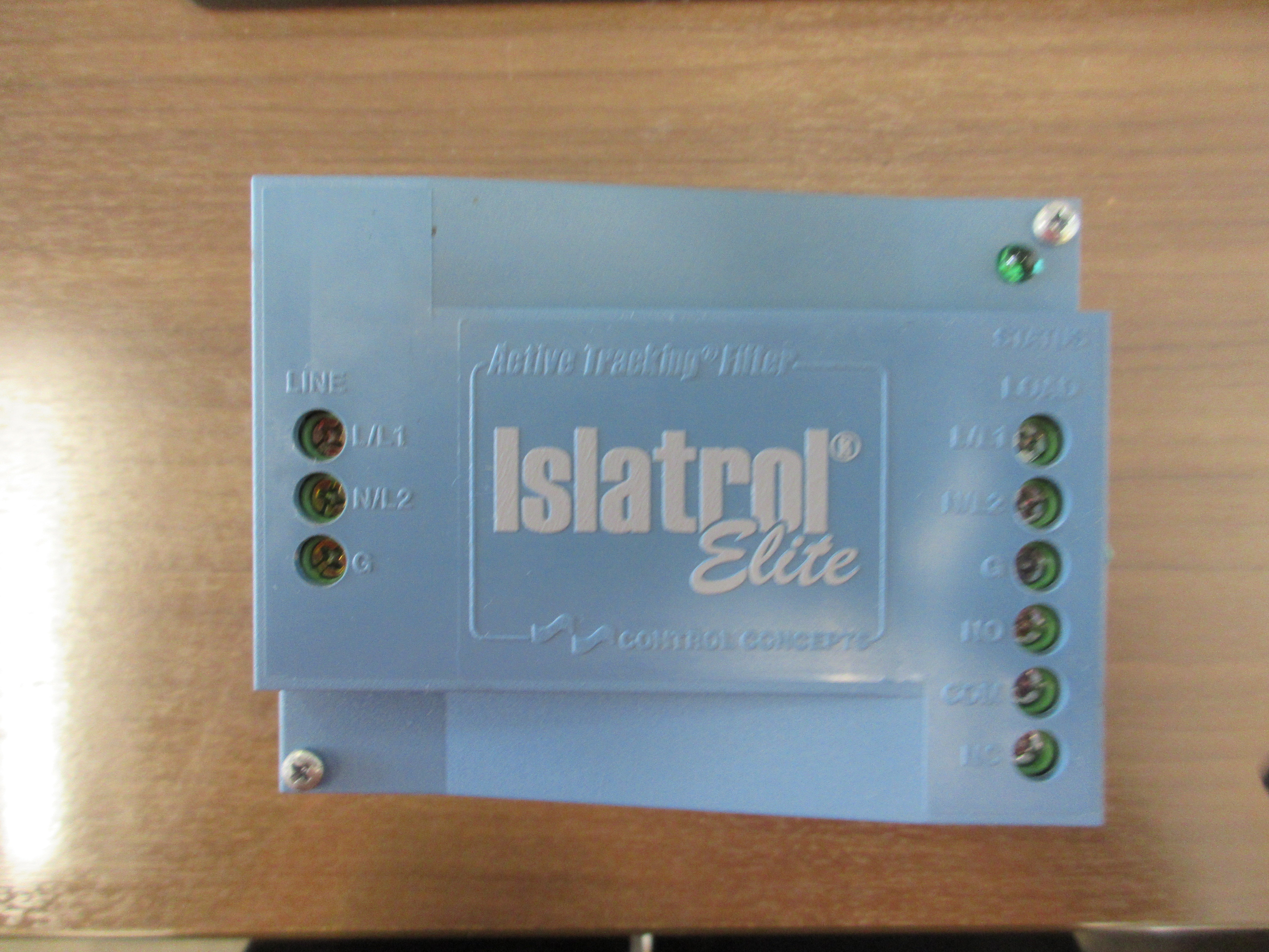 Control Concepts Islatrol Elite Active Tracking Filter IF-110 120V Used