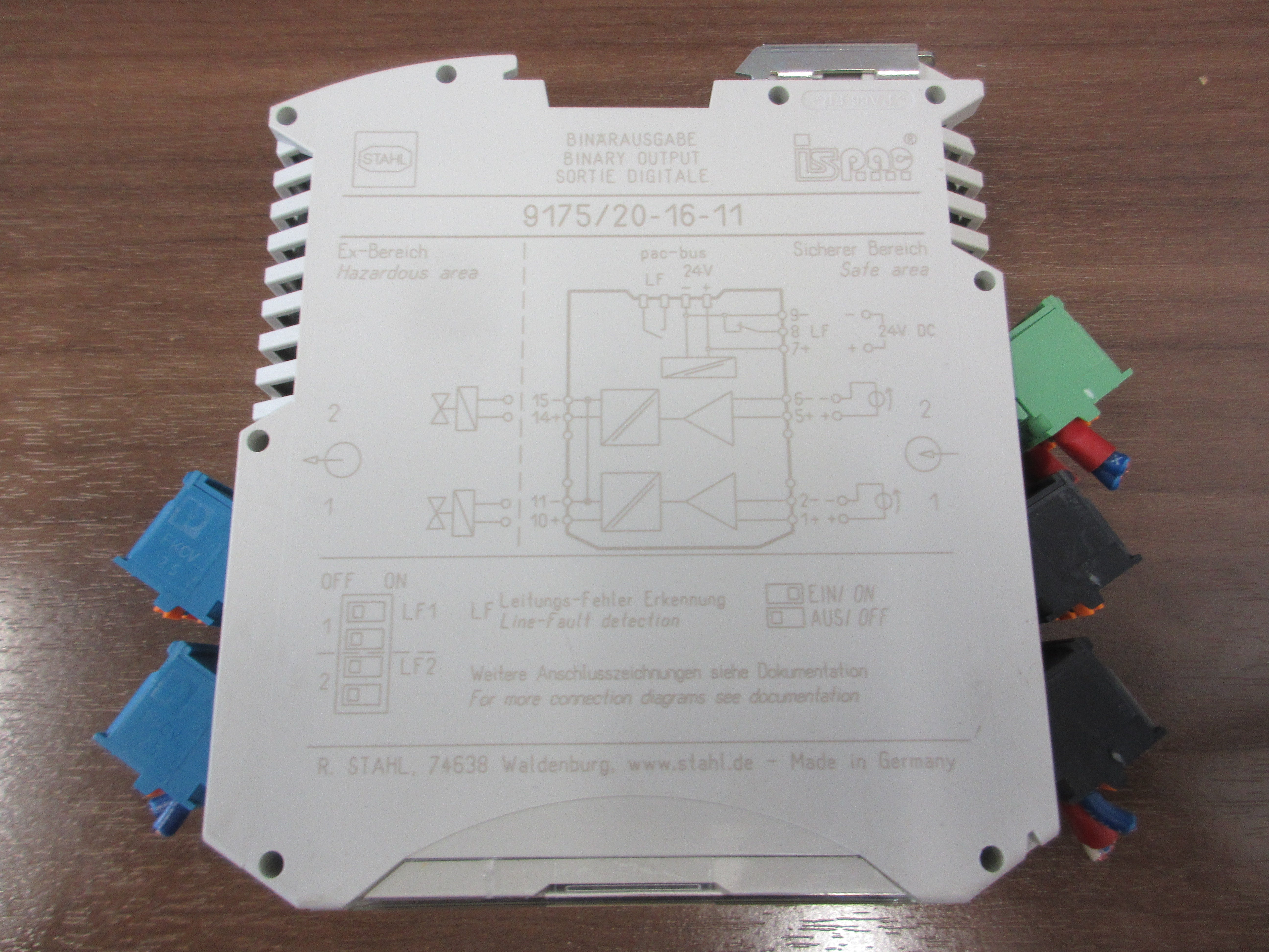 Stahl Binary Output Module 9175/20-16-11 Used
