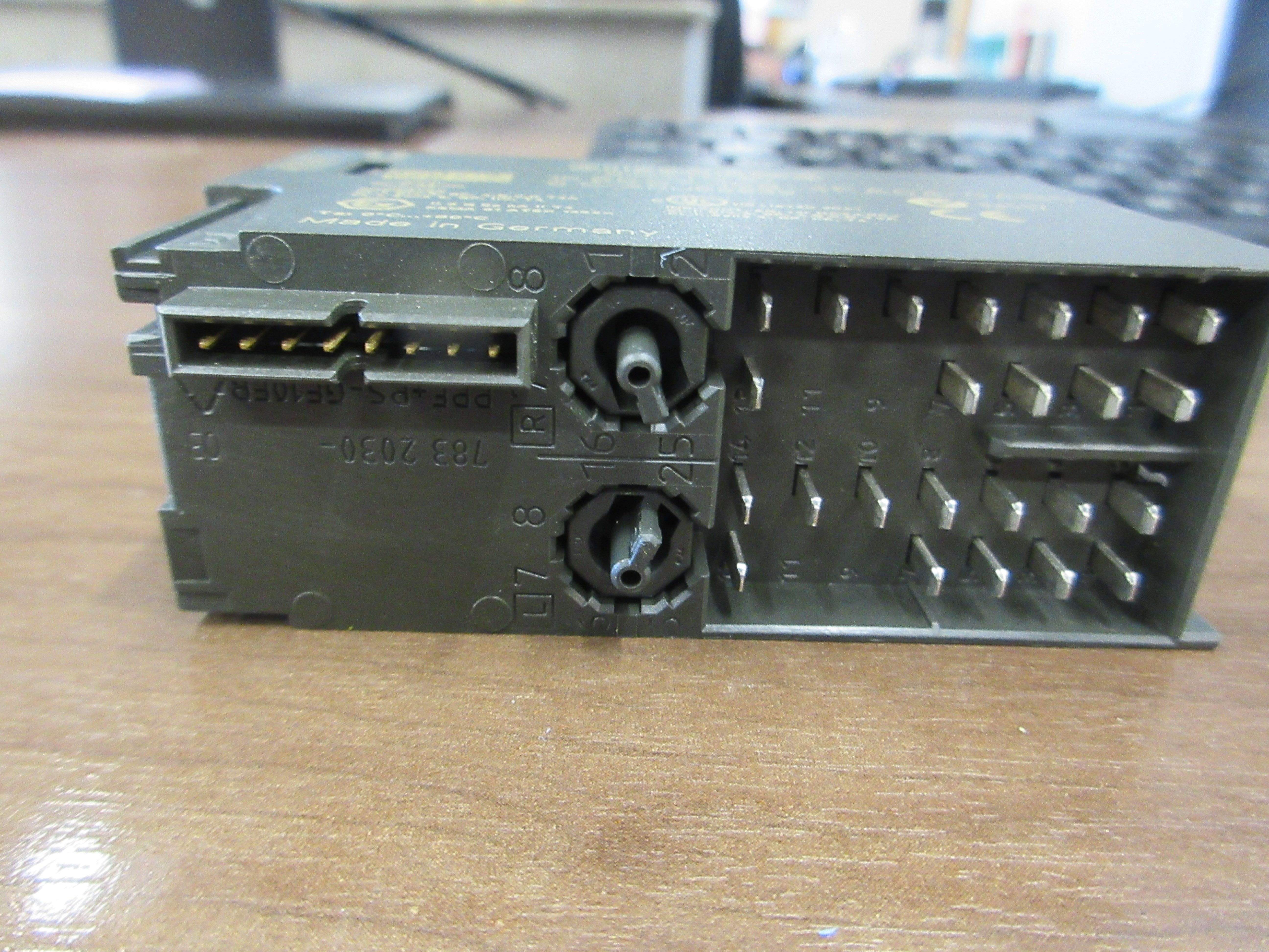 Siemens Sitmatic S7 PROFsafe Digtal Input Module 6ES7 138-4fA04-0AB0 Used