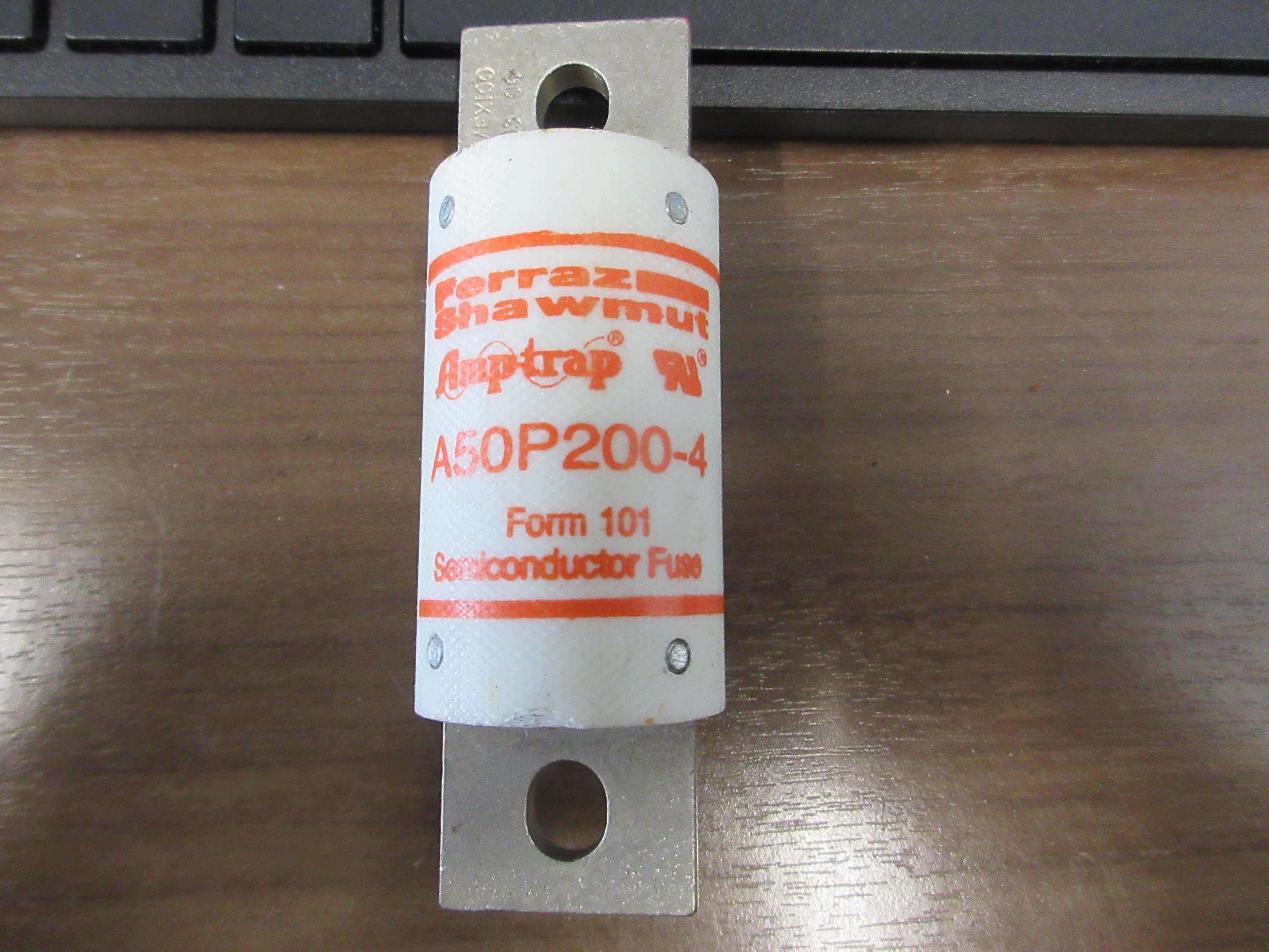 Ferraz Shawmut Amp- Trap Fuse A50P200-4 200A 500V Used