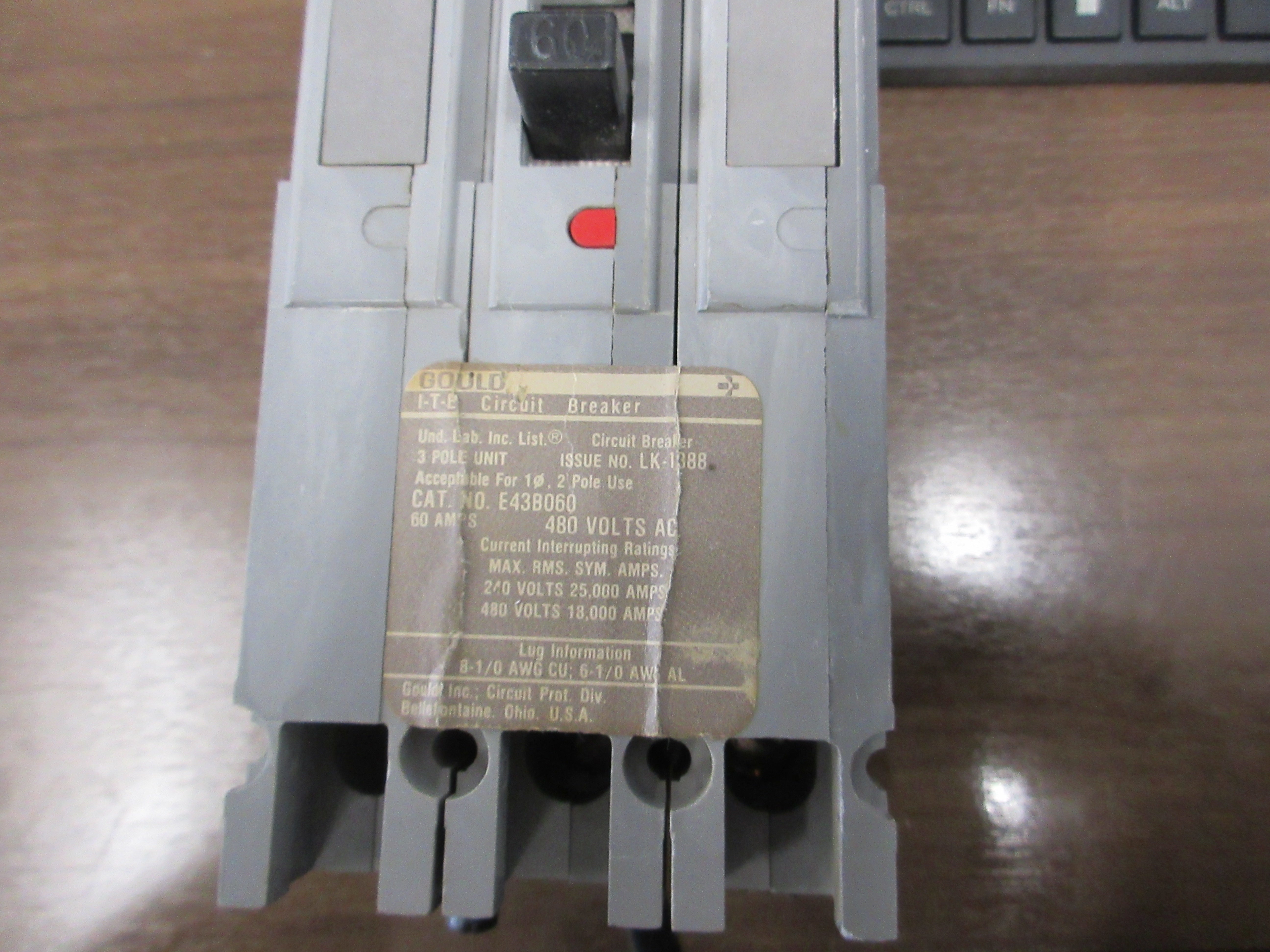 Gould ITE Circuit Breaker E43B060 60A 480V 3 P (3) Lugs Used