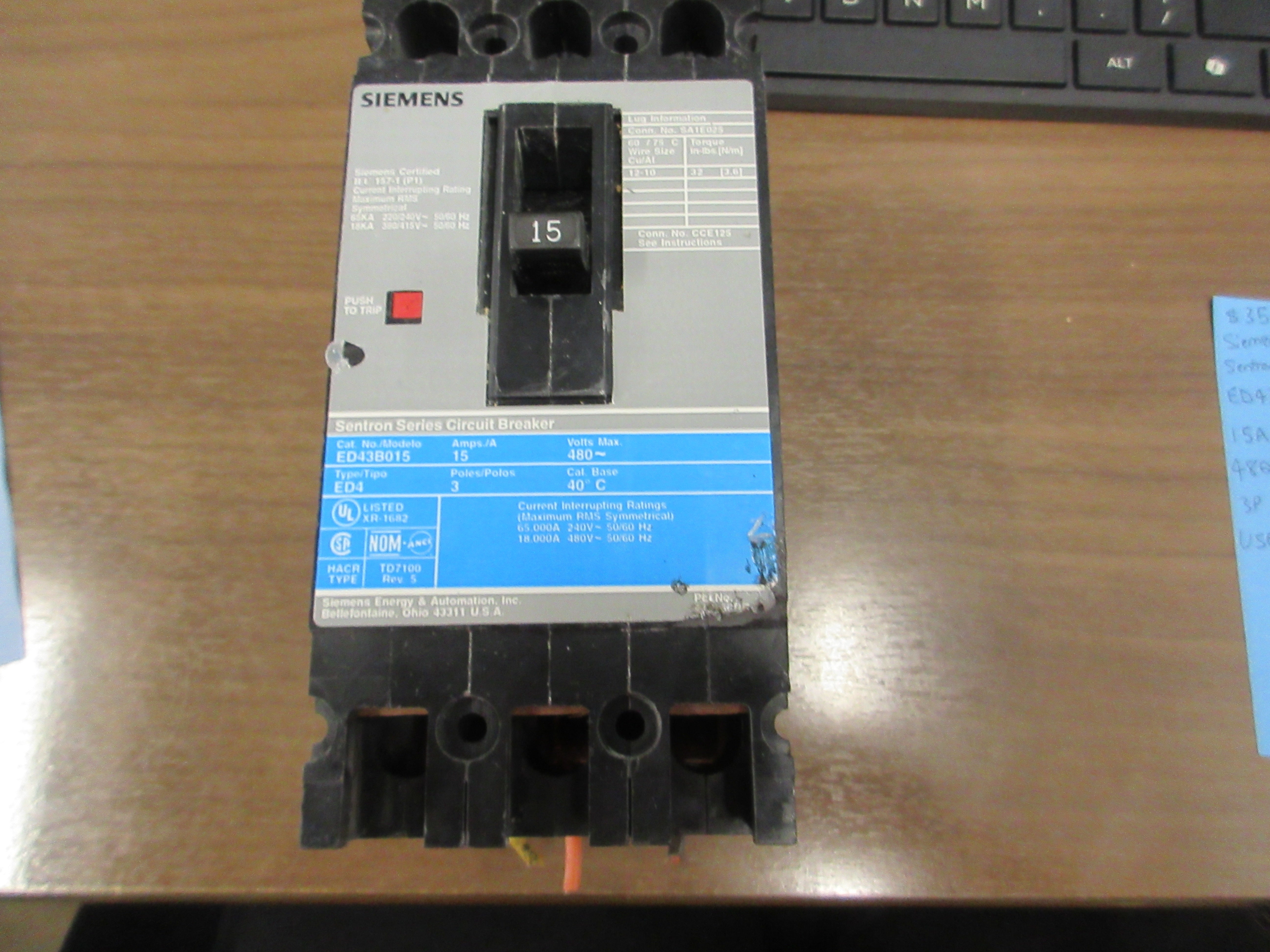 Siemens Sentron Circuit Breaker ED43B015 15 A 480 V 3 P Used