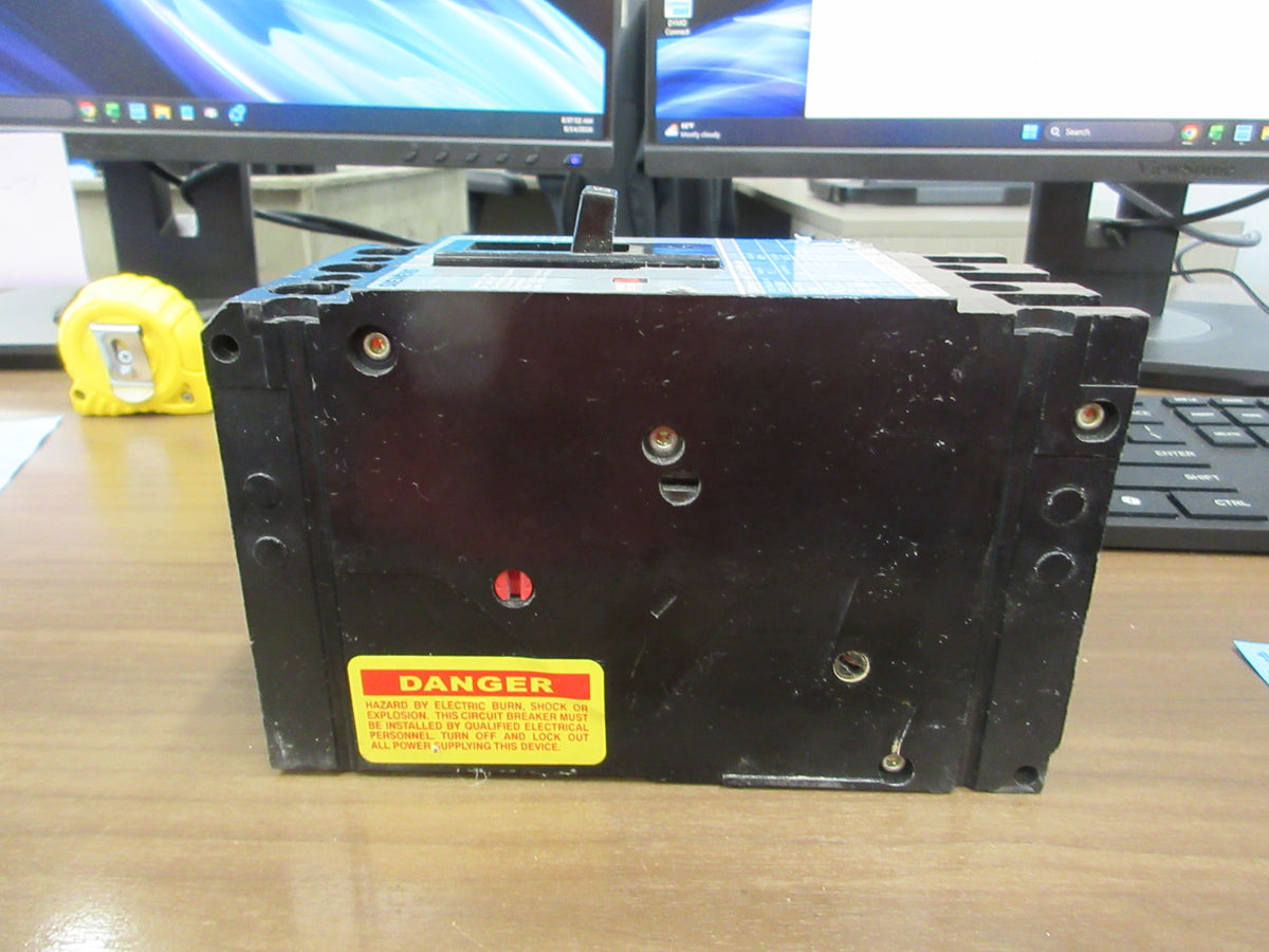 Siemens Sentron Circuit Breaker ED43B015 15 A 480 V 3 P Used