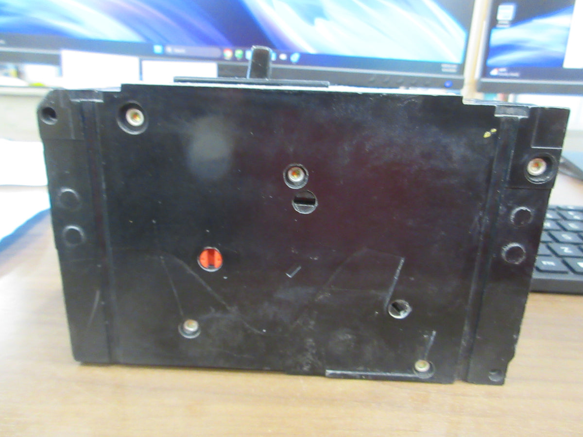 Siemens ITE Sentron Circuit Breaker ED43B080 80 A 480 V 3 P (2) Lugs Used