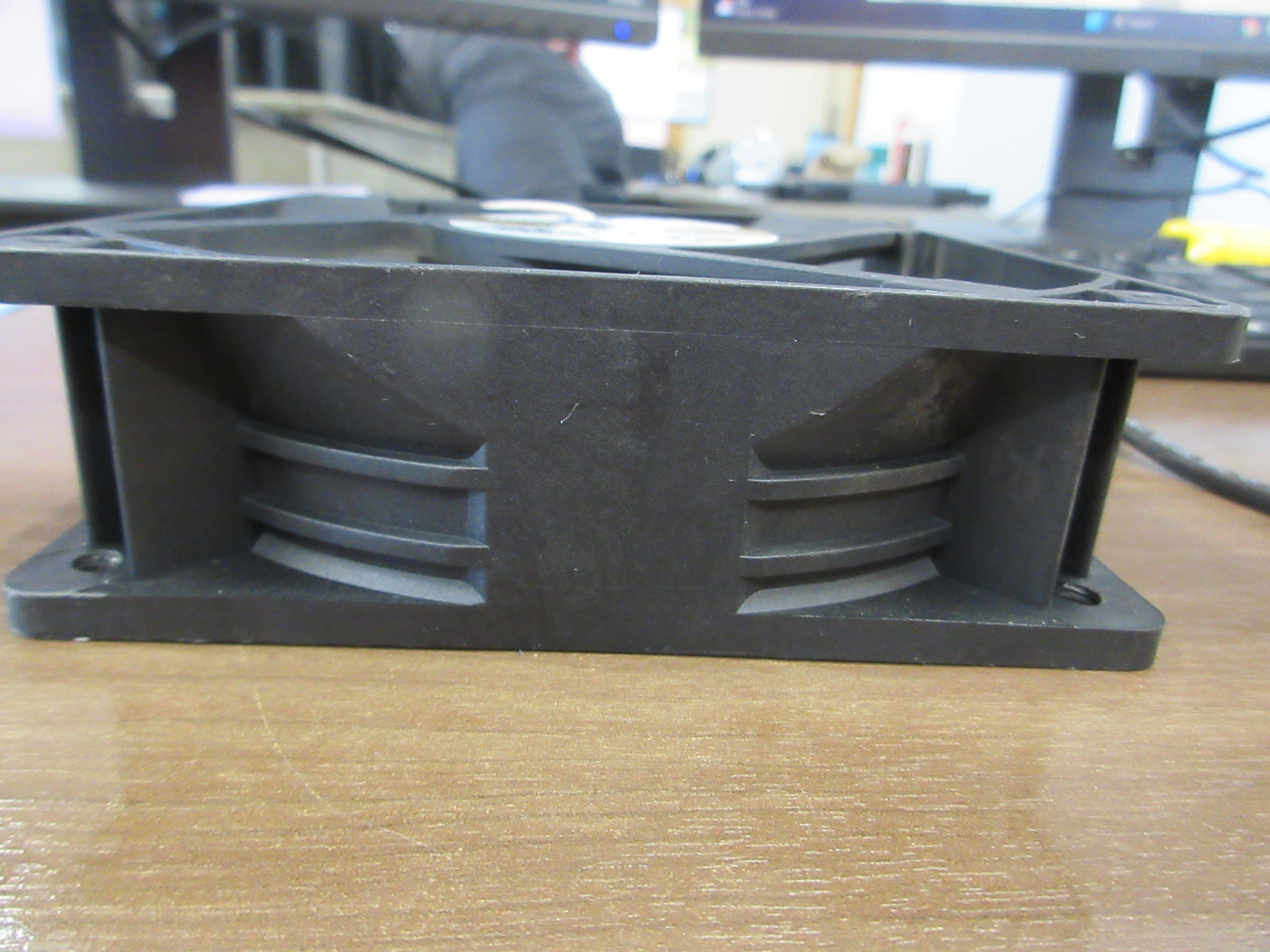 AVC Axial Fan DATA 1238B4U 24 VDC 0.80 A *No Power Connector Used